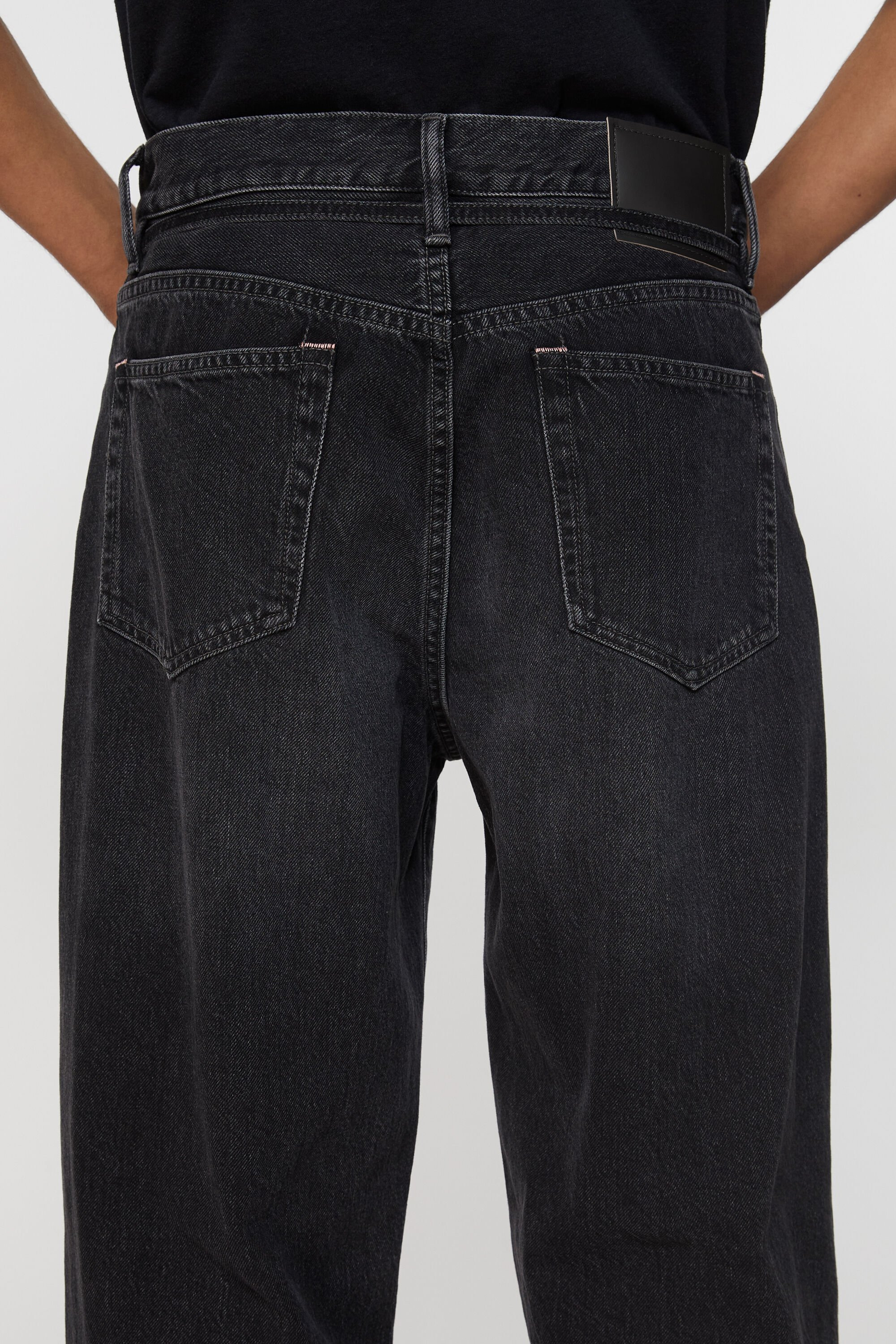 Loose fit jeans - 1991 Toj - Black - 7