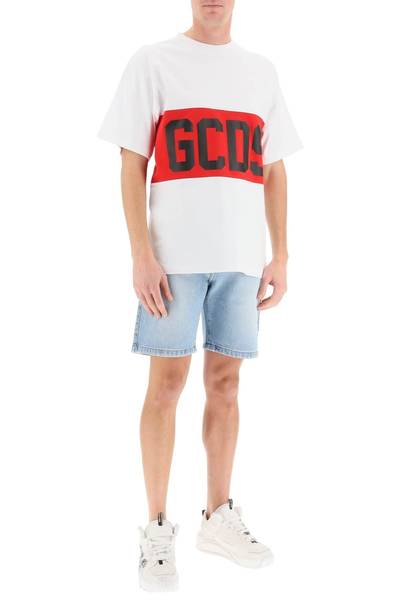 GCDS DENIM SHORTS WITH LOGO PATCH outlook