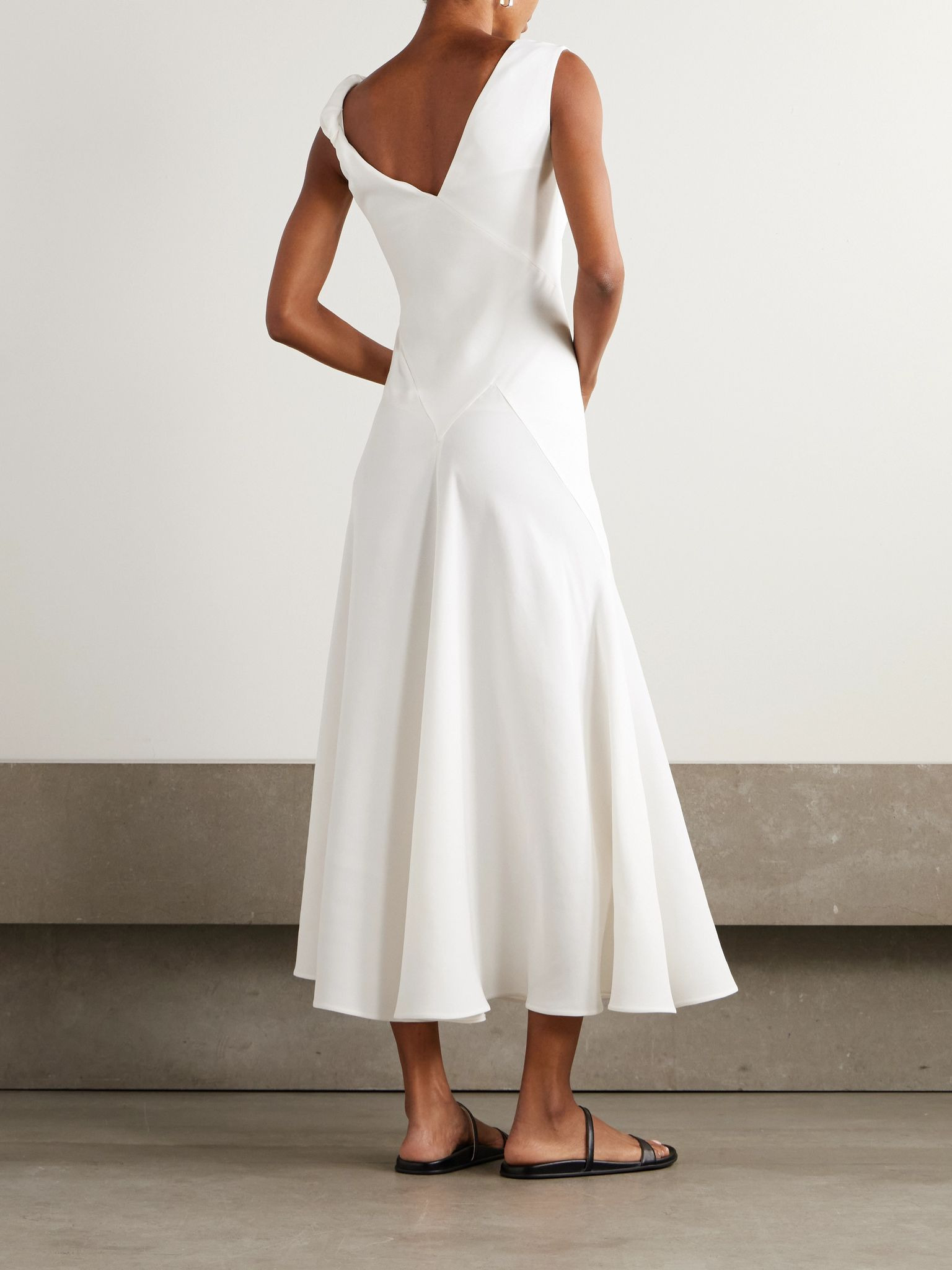 Violetta asymmetric paneled silk-crepe gown White - 3