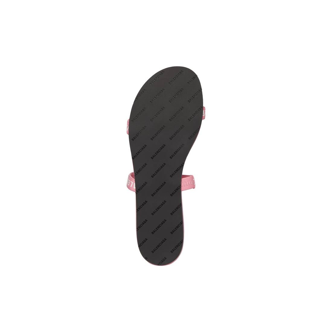 Women's Round Flat Sandal  in Pink - 7