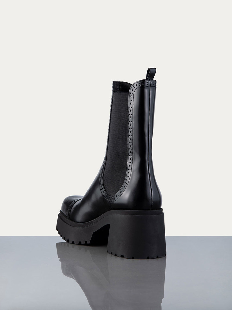 Lumi Lug Boot in Noir 3