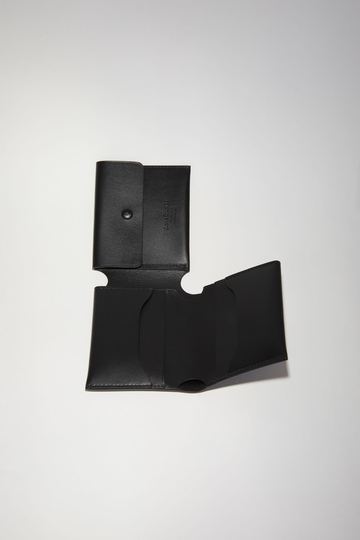 Folded card holder - Black - 2