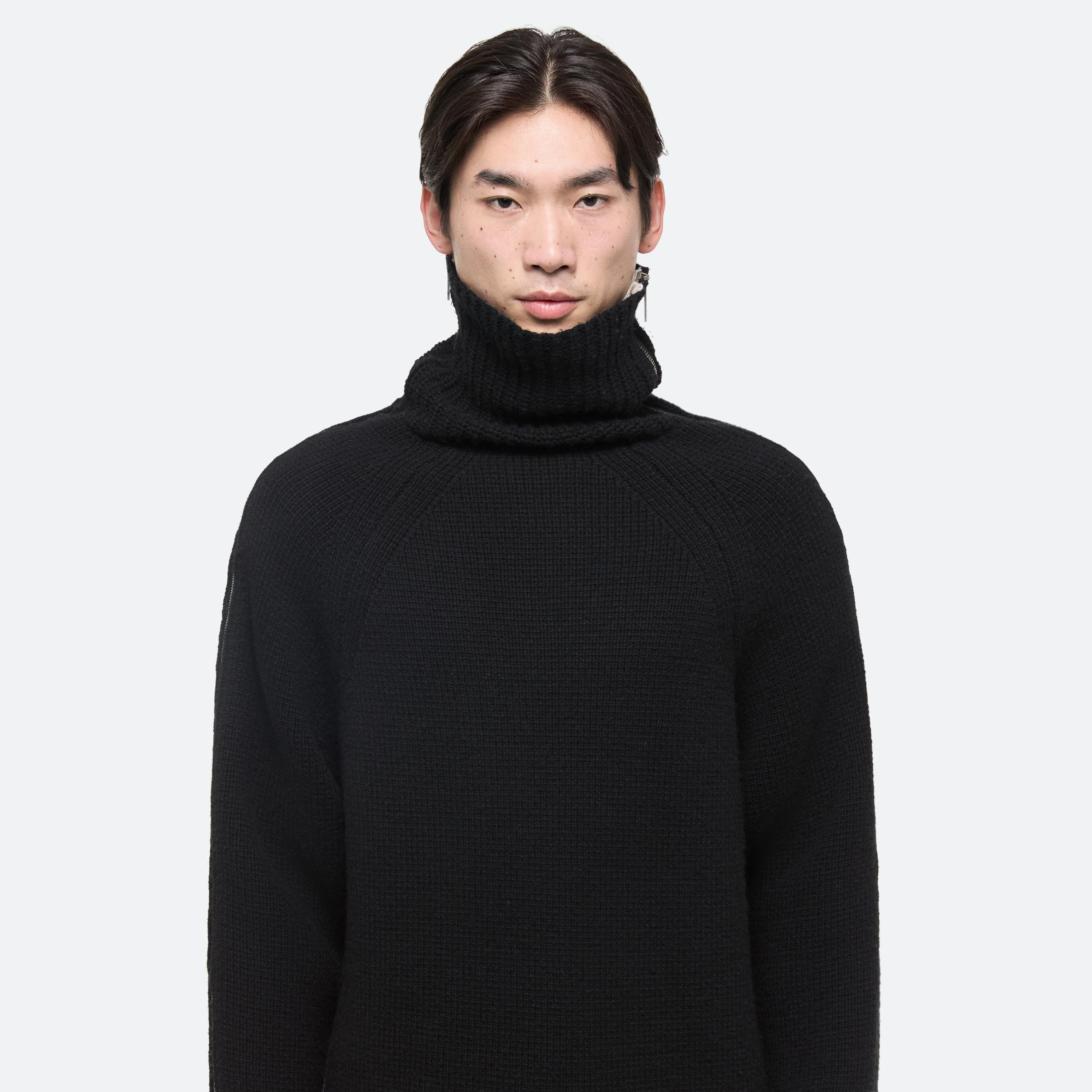 SUITCASE TURTLENECK - 9