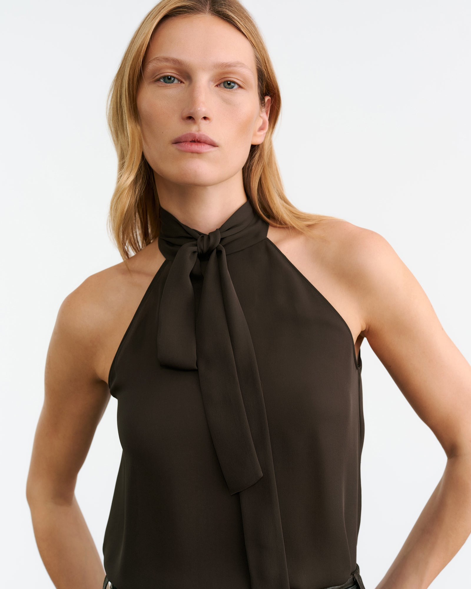 ALLA HALTERNECK TOP - 3