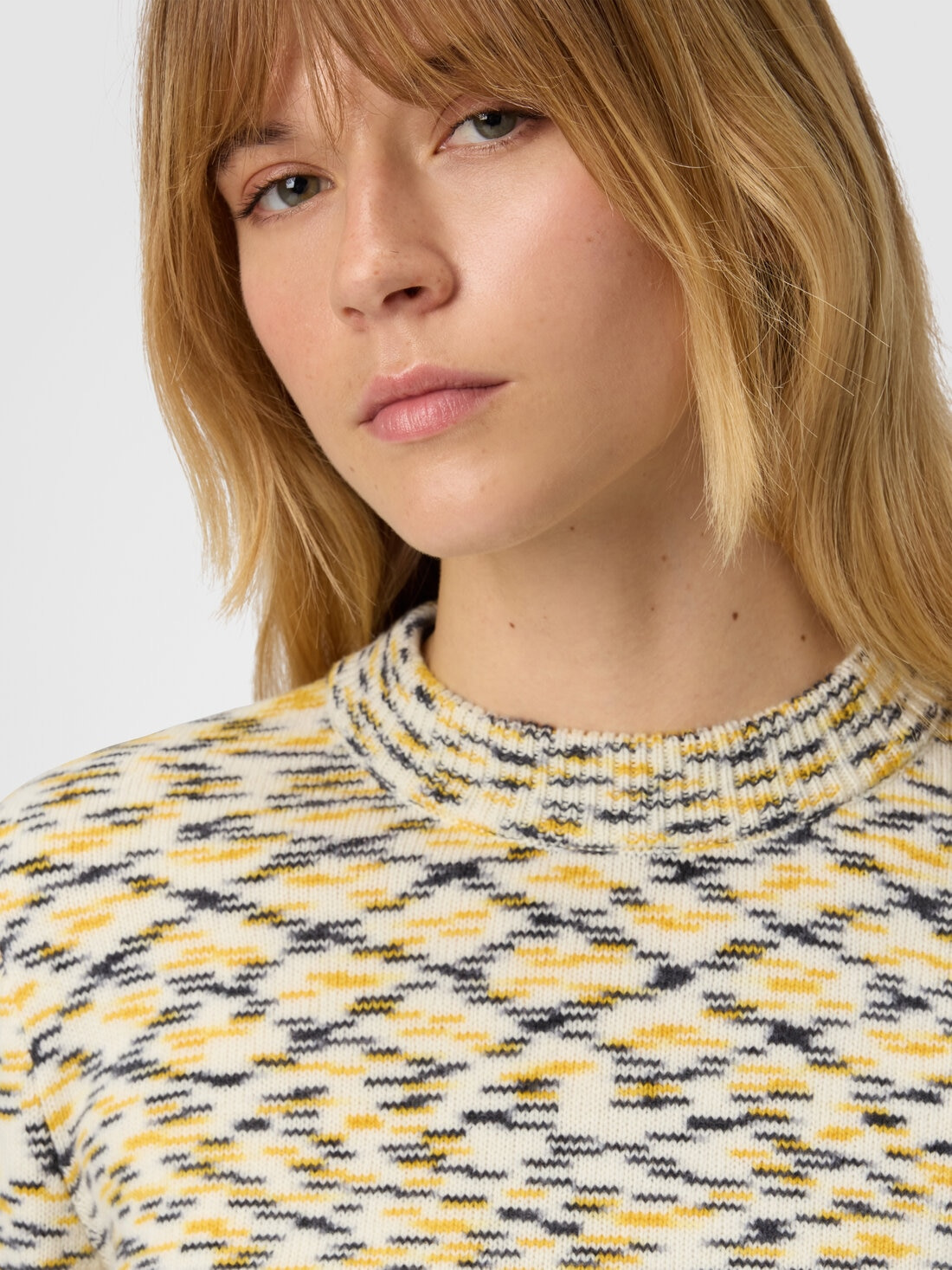Crew Neck Sweater with Flame Pattern - 5