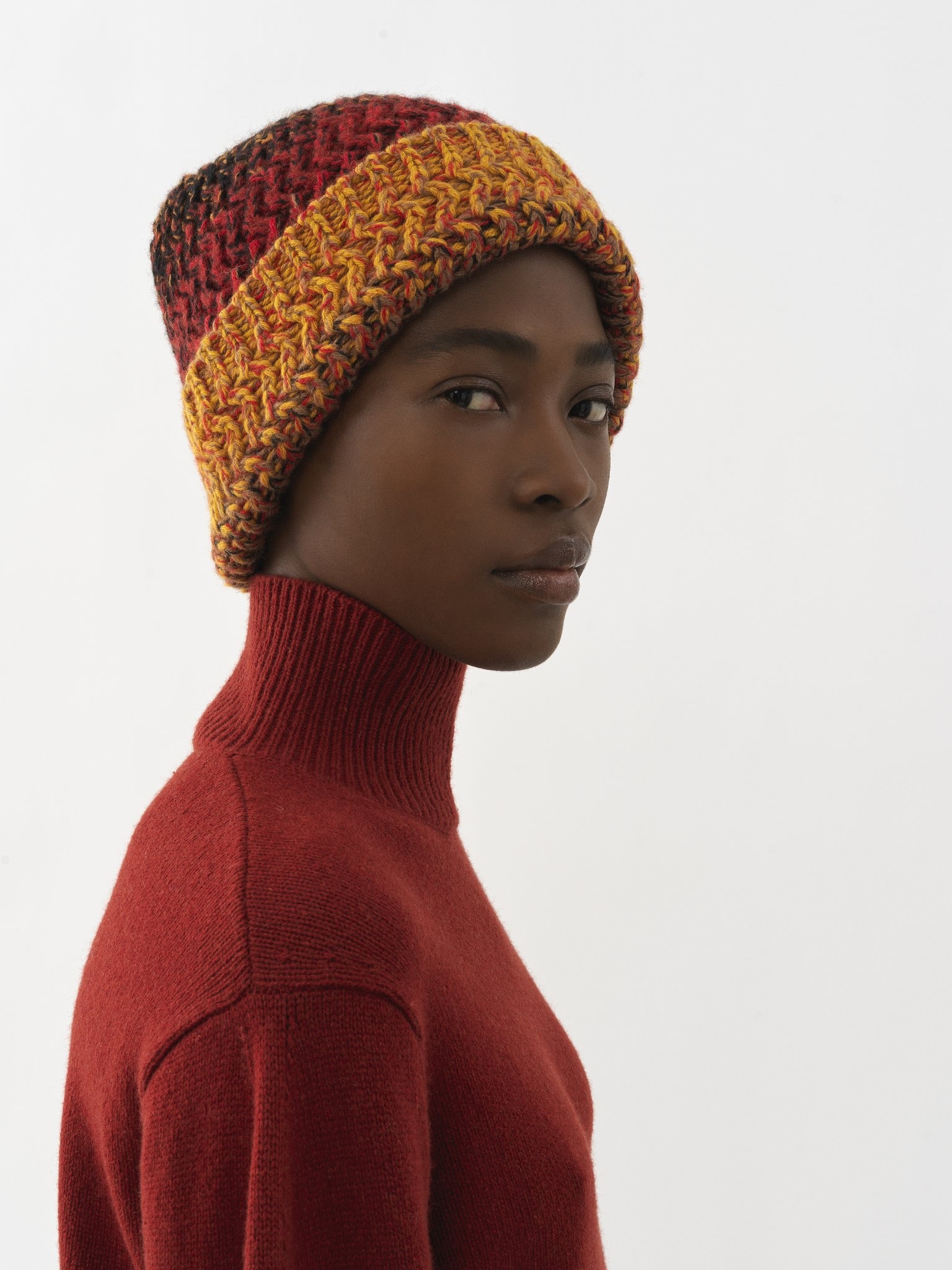 DÉGRADÉ KNITTED BEANIE - 4