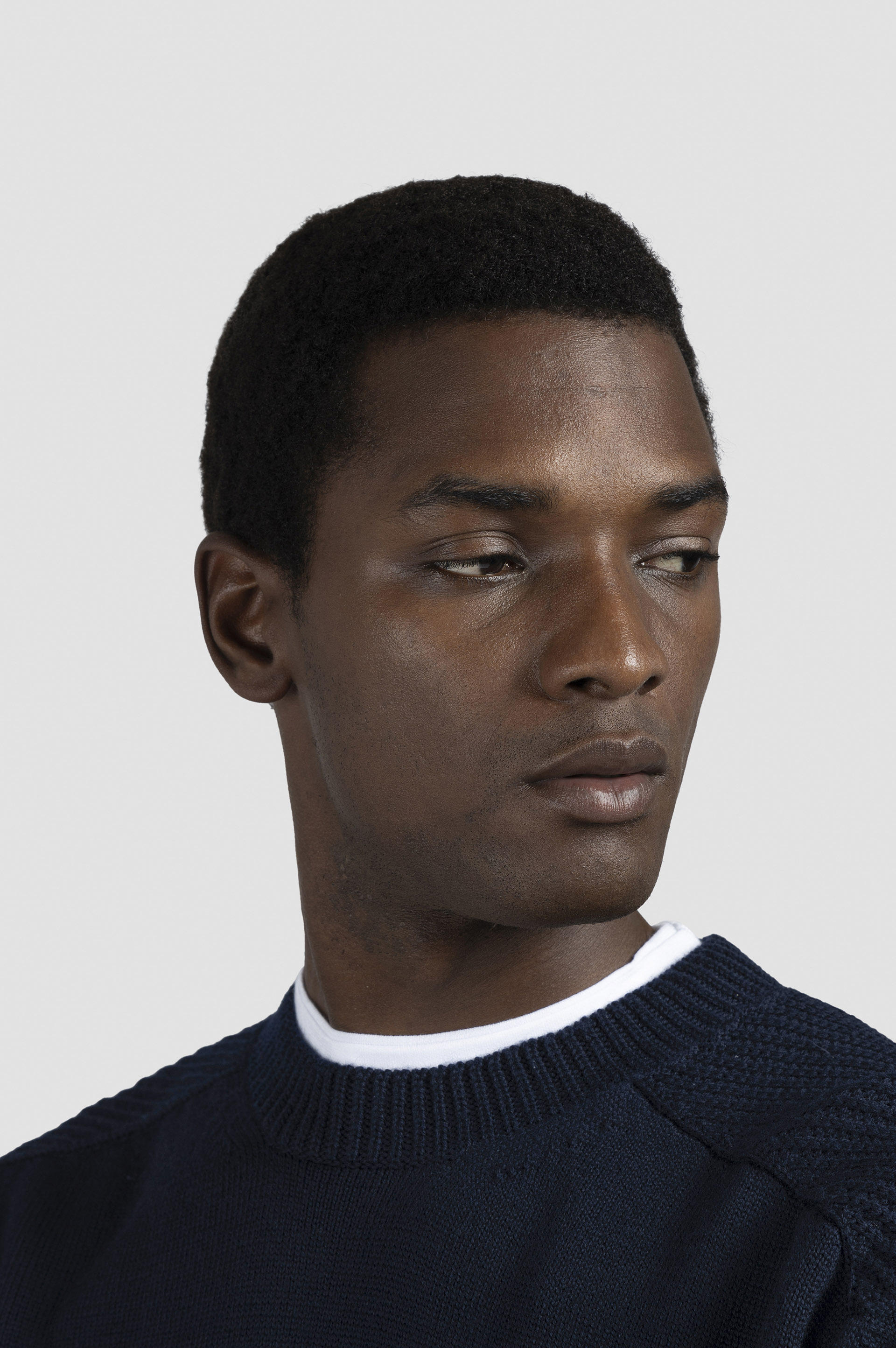 SOFT COOL TOUCH WOOL CREWNECK SWEATER - 4