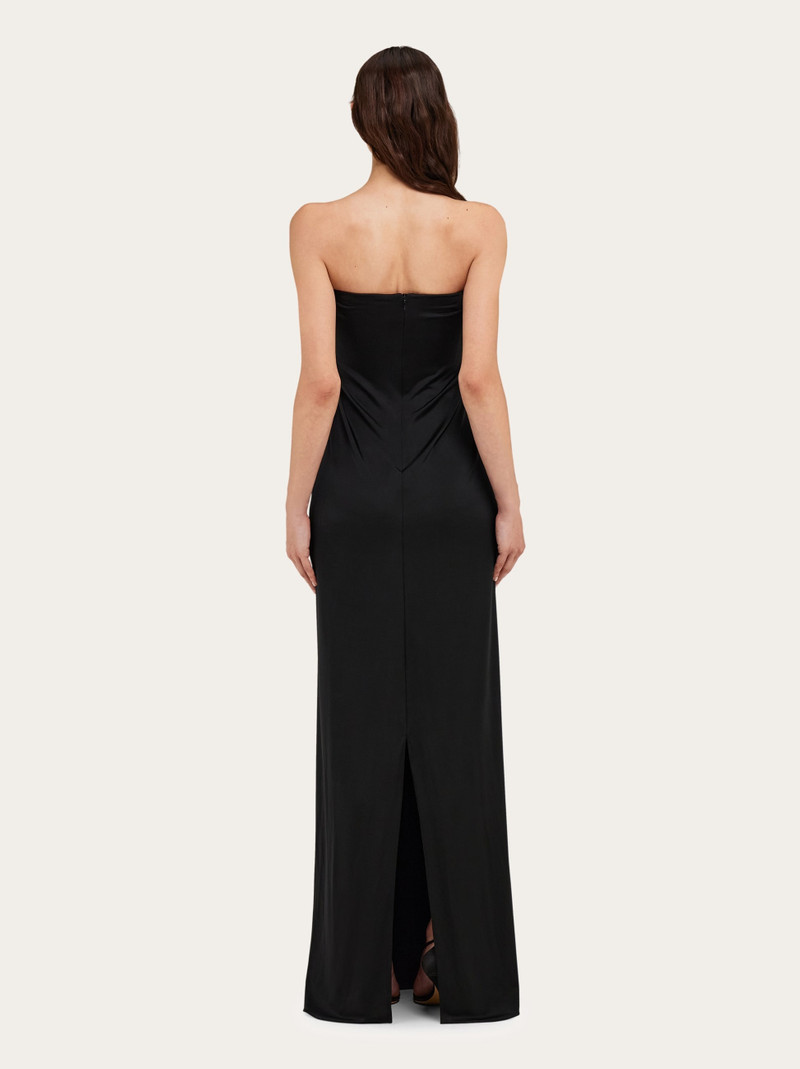 Sleeveless long dress with gathered detail 4