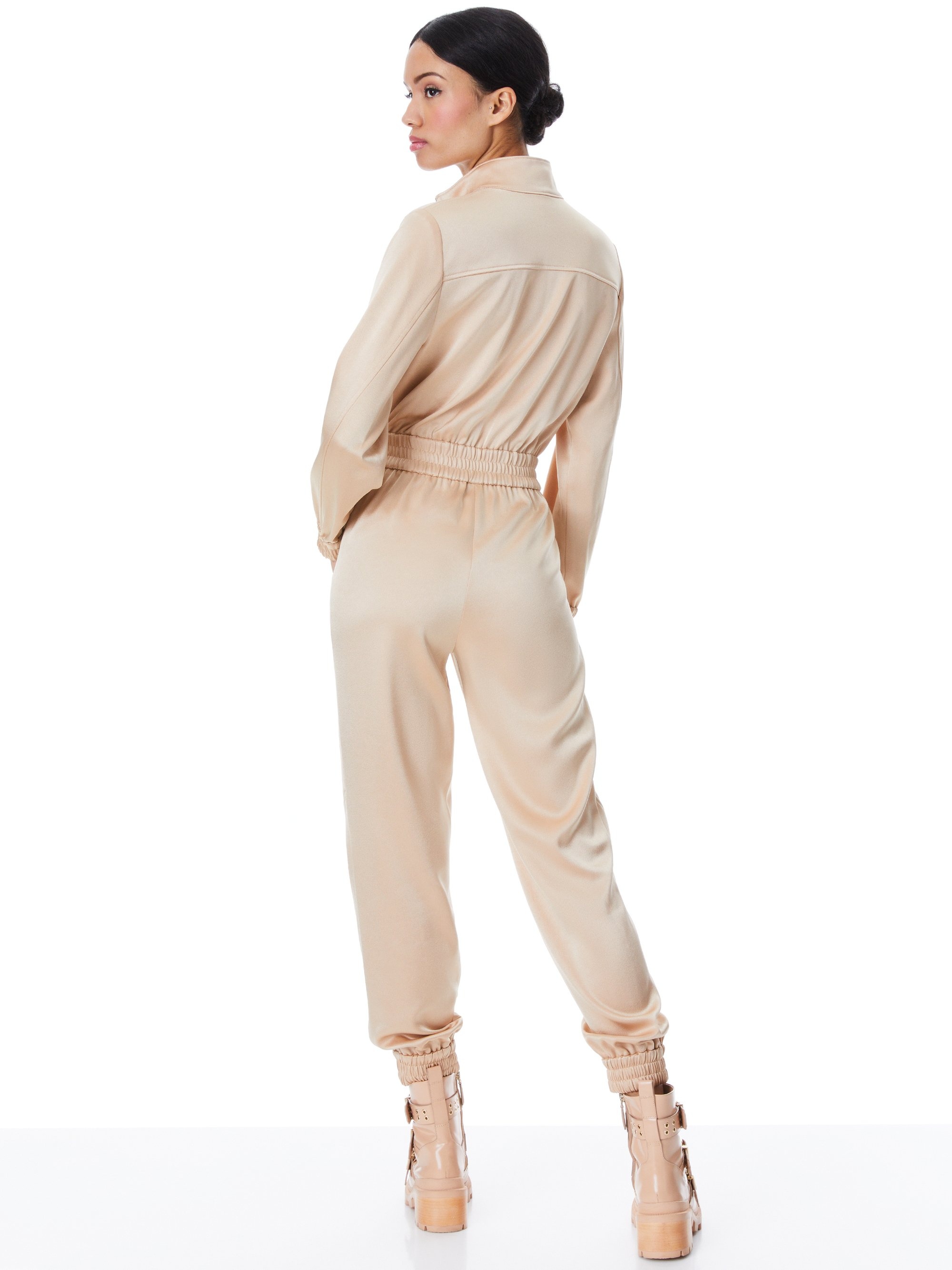 LEVI FRONT ZIP JUMPSUIT - 3