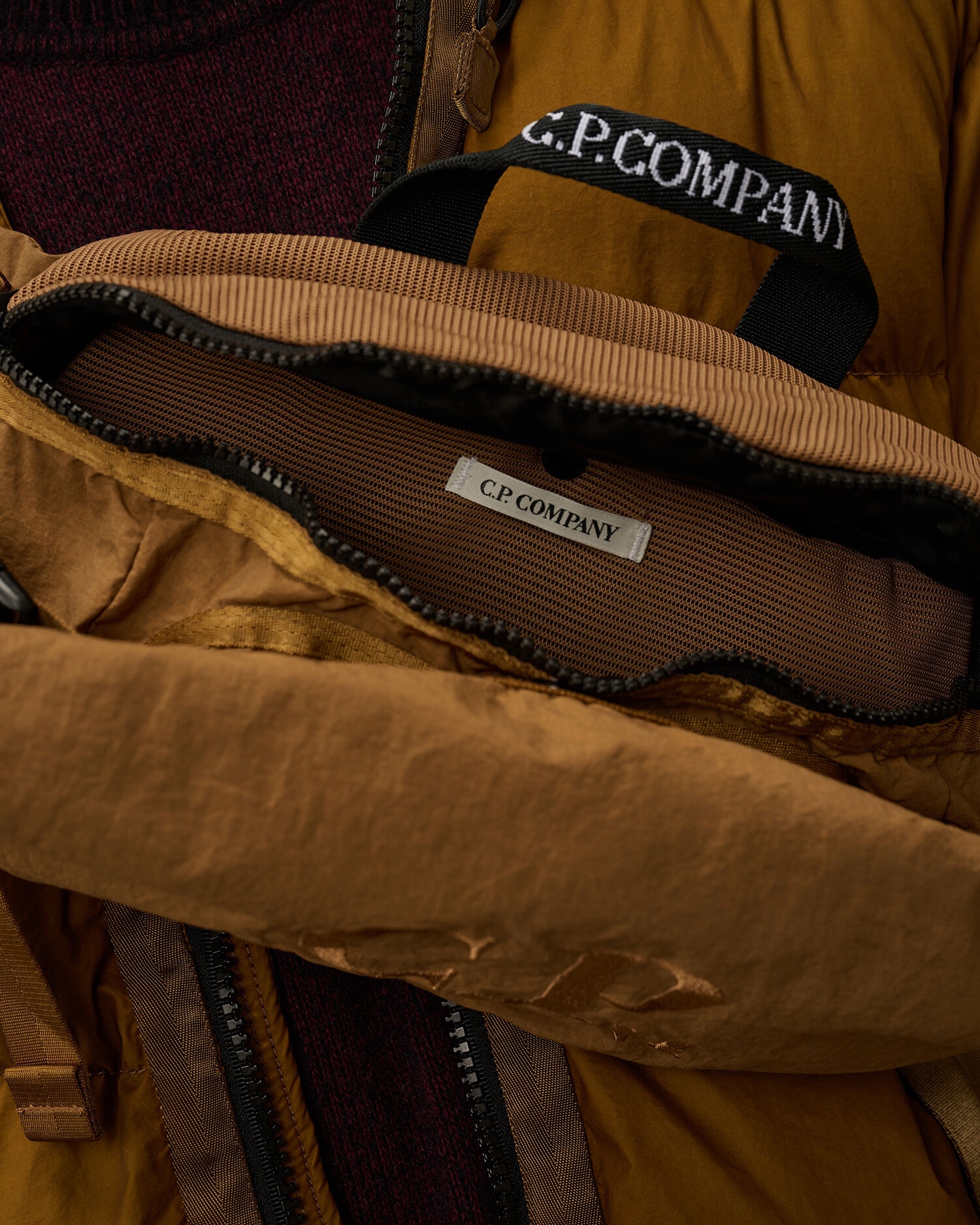 Plain Paper Touch Logo Waistbag - 4