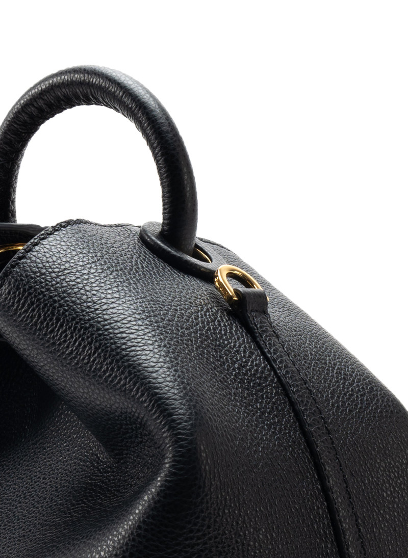 Raisin Pebbled Leather Black 4