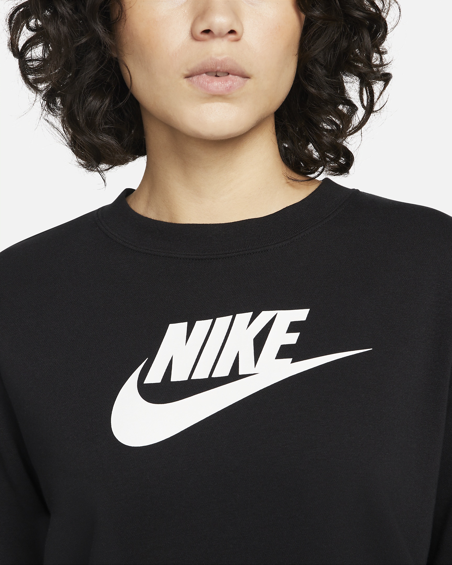 Nike Sportswear Club Fleece Women's Logo Crew-Neck Sweatshirt - 3