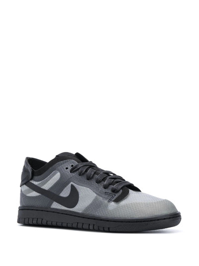 Nike Dunk Low sneakers outlook