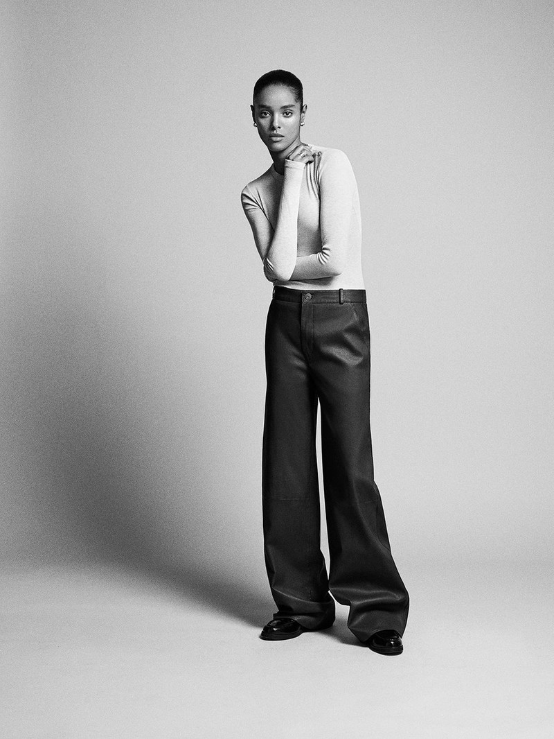 FRAME Relaxed Leather Trouser in Chocolate Brown outlook