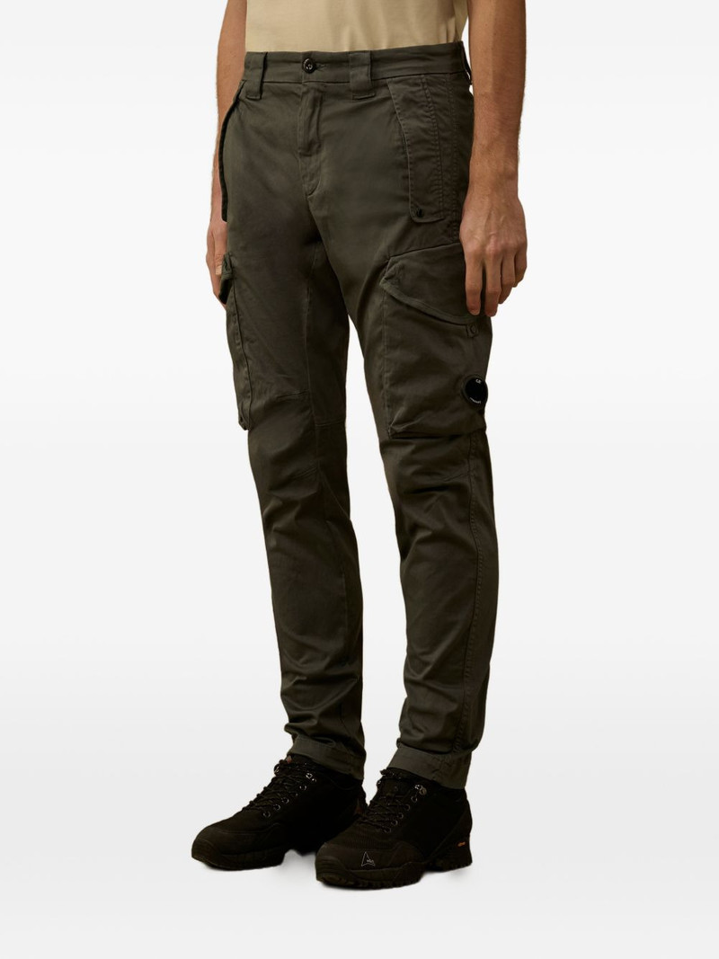 stretch sateen ergonomic rounded pockets Lens cargo pants 3