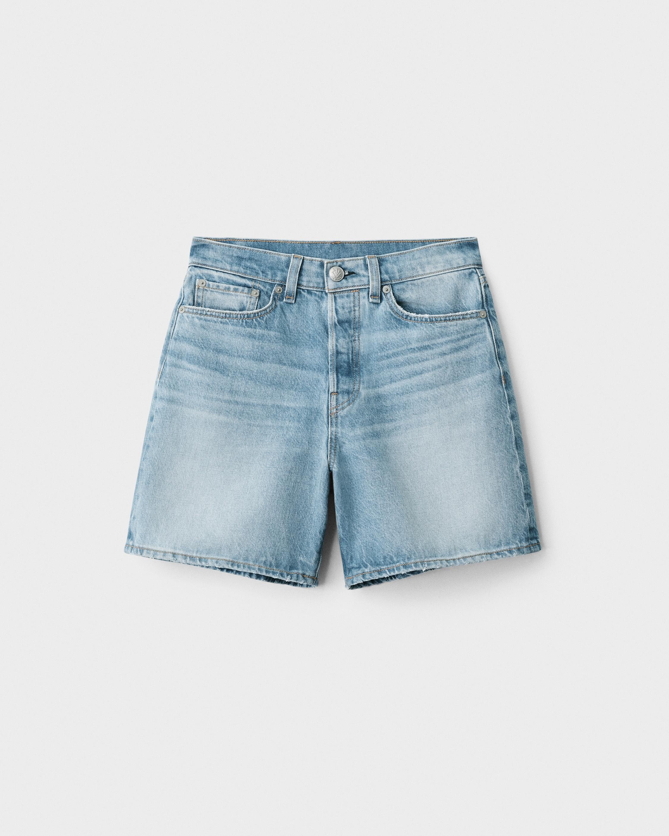 Maya High-Rise 6" Short - Tulip
Relaxed Fit Light Indigo Jean Short - 1