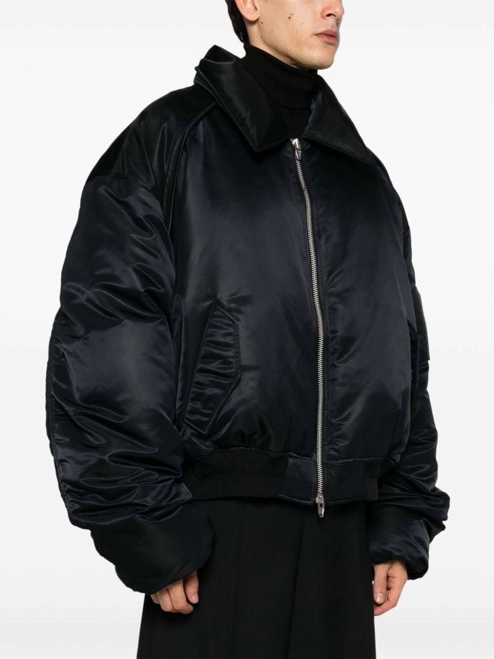 pointed-collar puffer jacket - 3