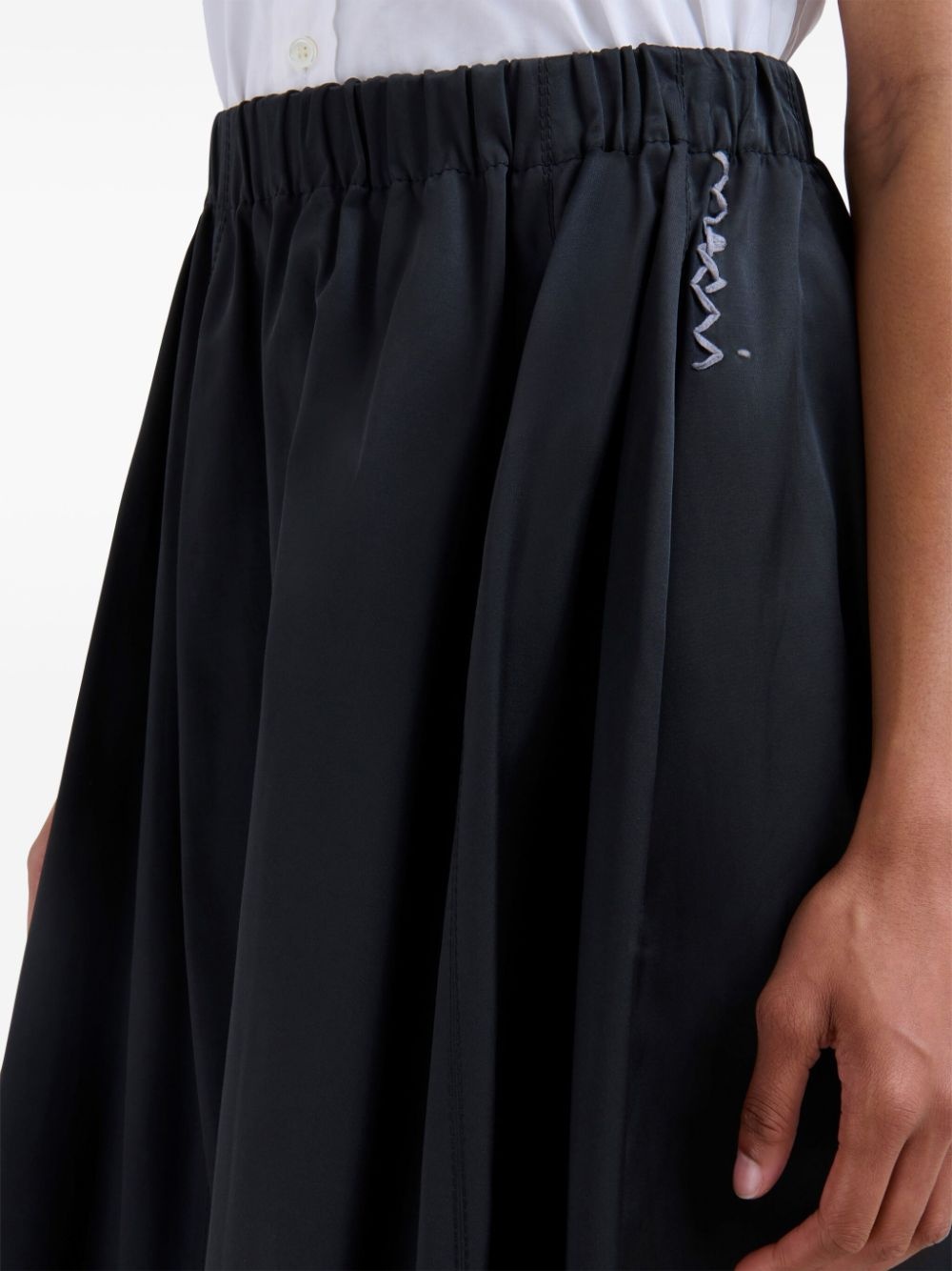 logo-embroidered midi skirt - 5