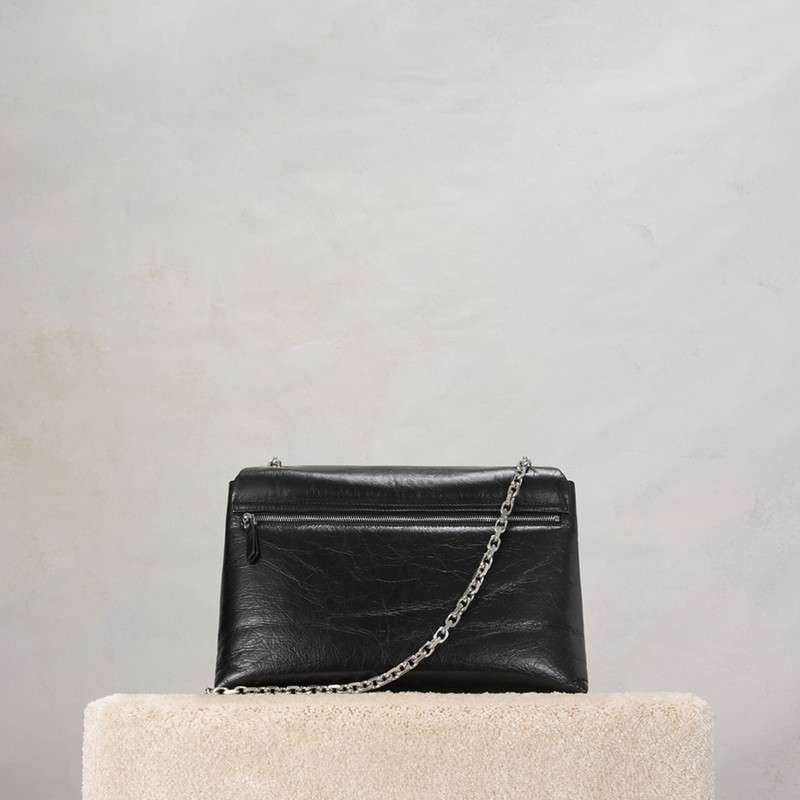 Voulez-Vous Bag 4