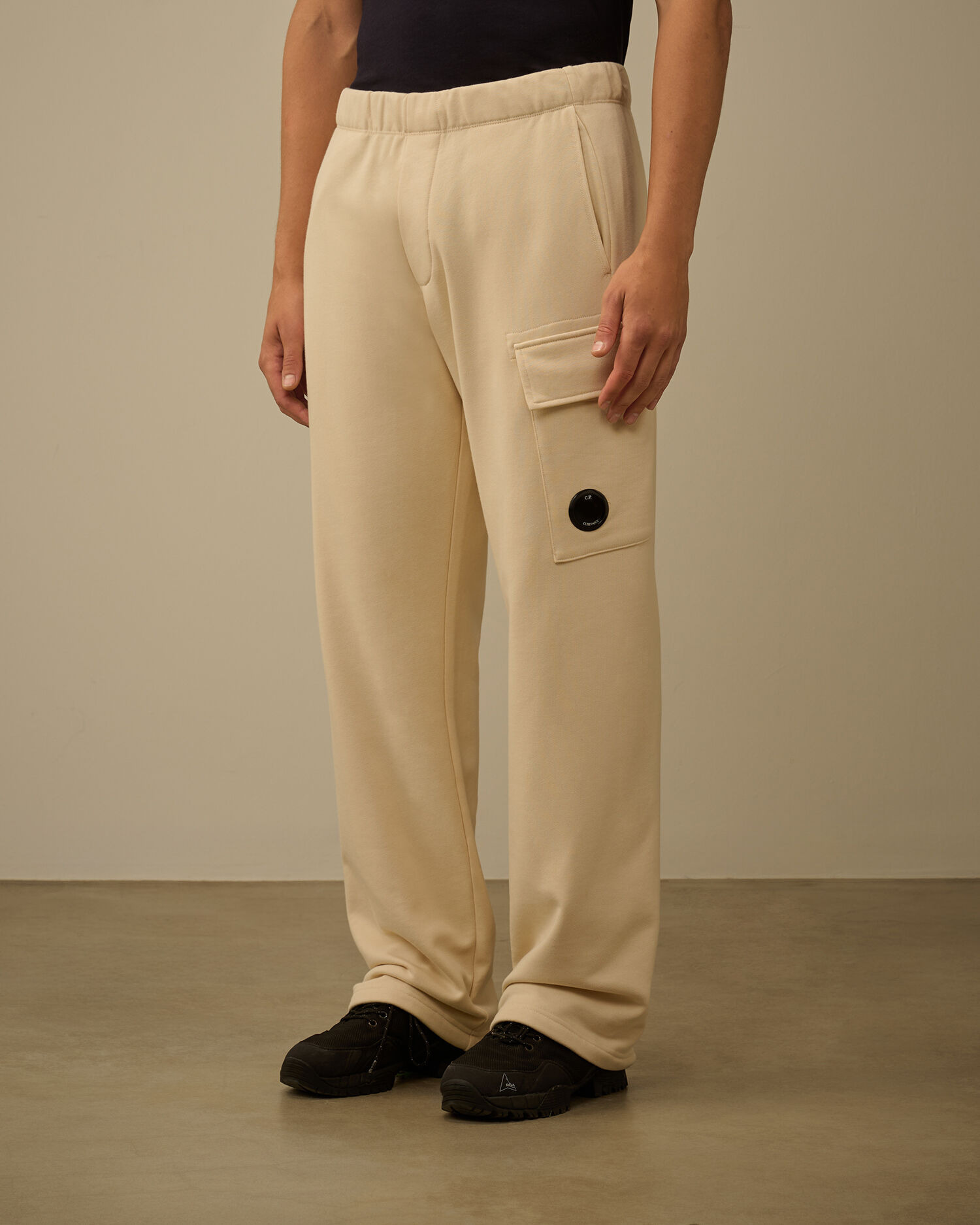 Diagonal Raised Fleece Cargo Lens Sweatpants - 3