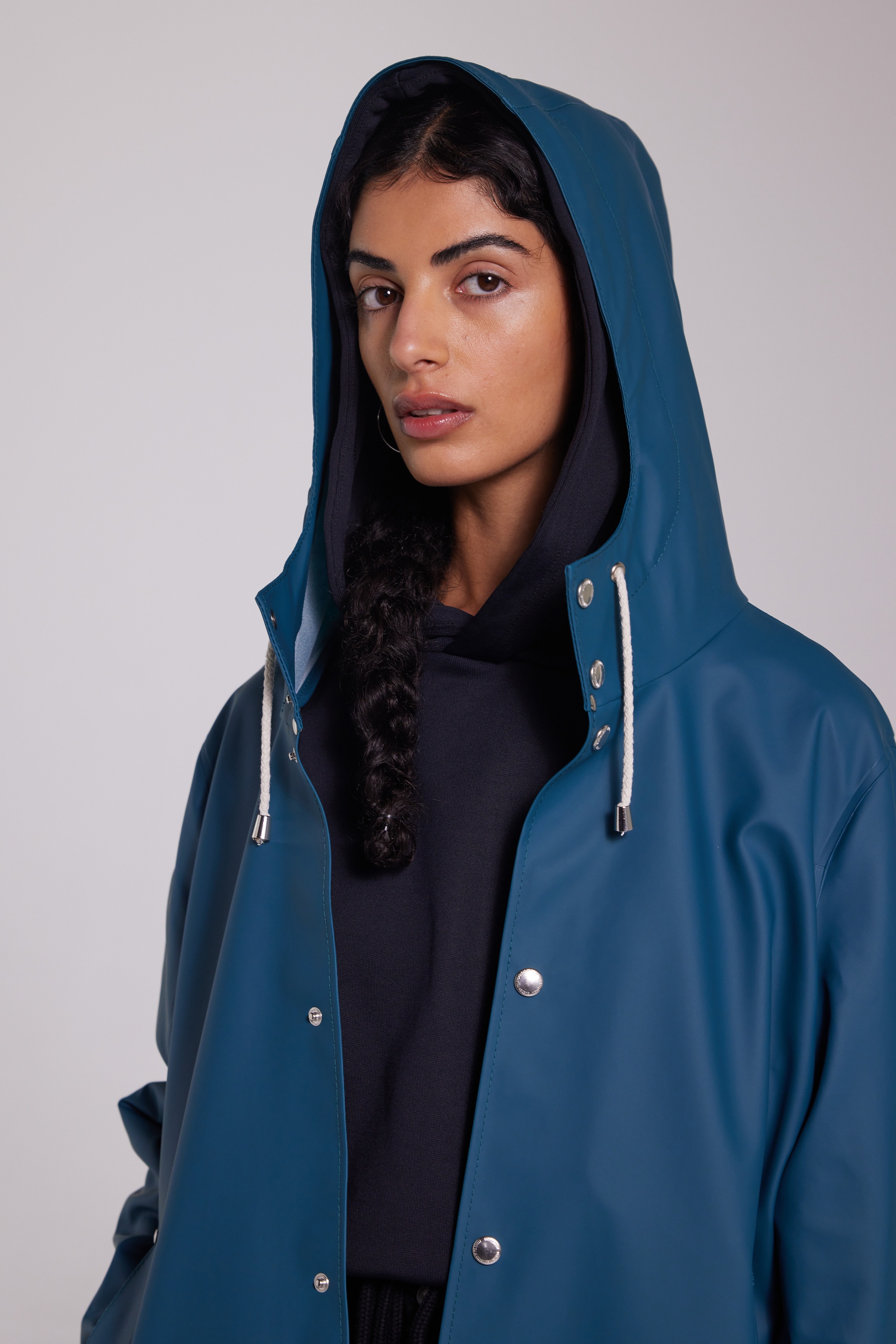 Stutterheim Stockholm Lightweight Raincoat Petrol blue REVERSIBLE