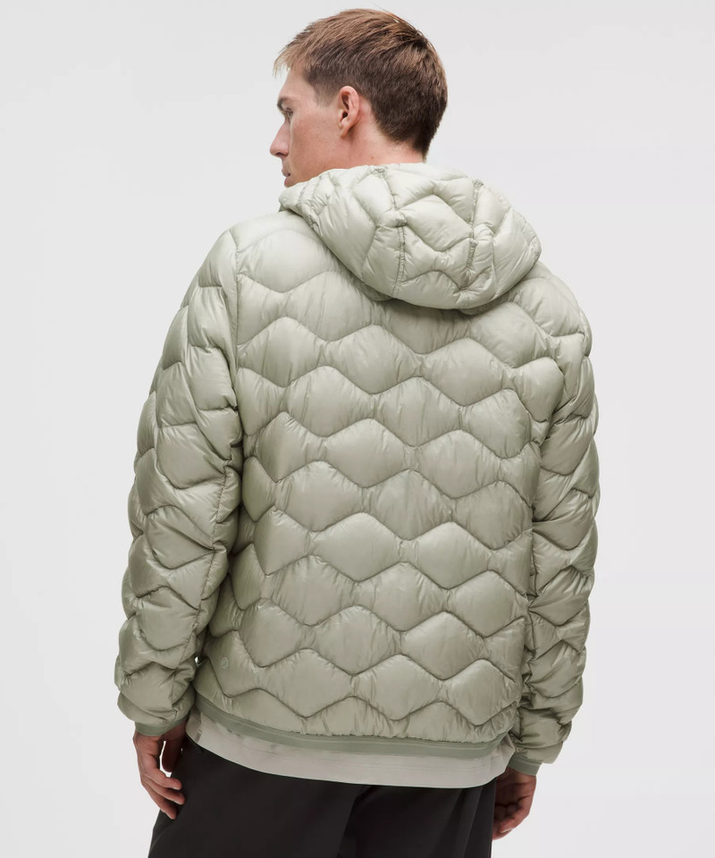 Featherweight 900-Down-Fill Quilted Hooded Jacket 3