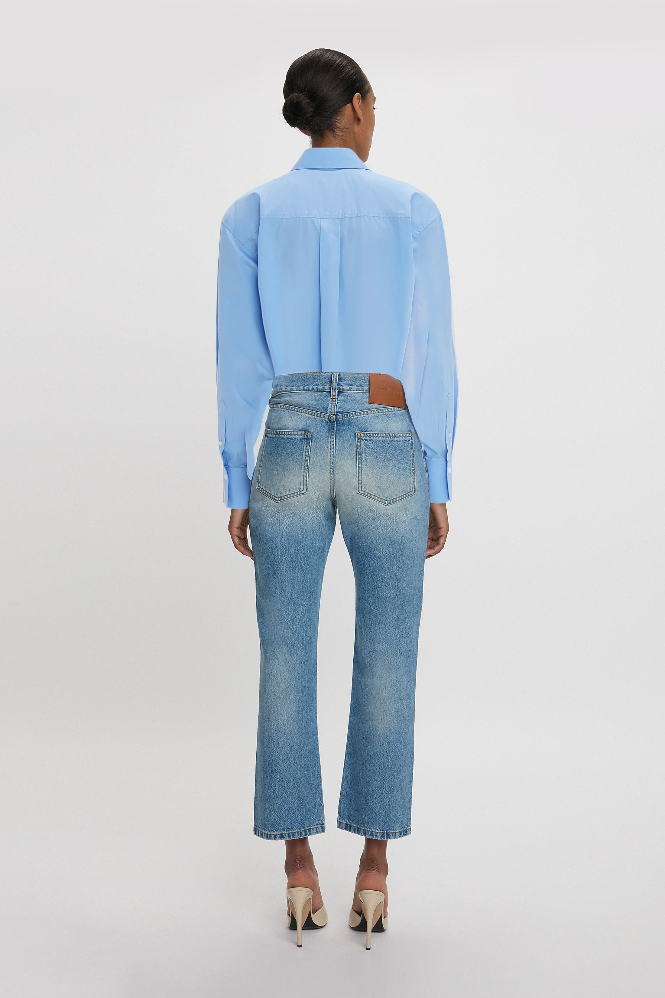 Cropped Long Sleeve Shirt In Oxford Blue - 4