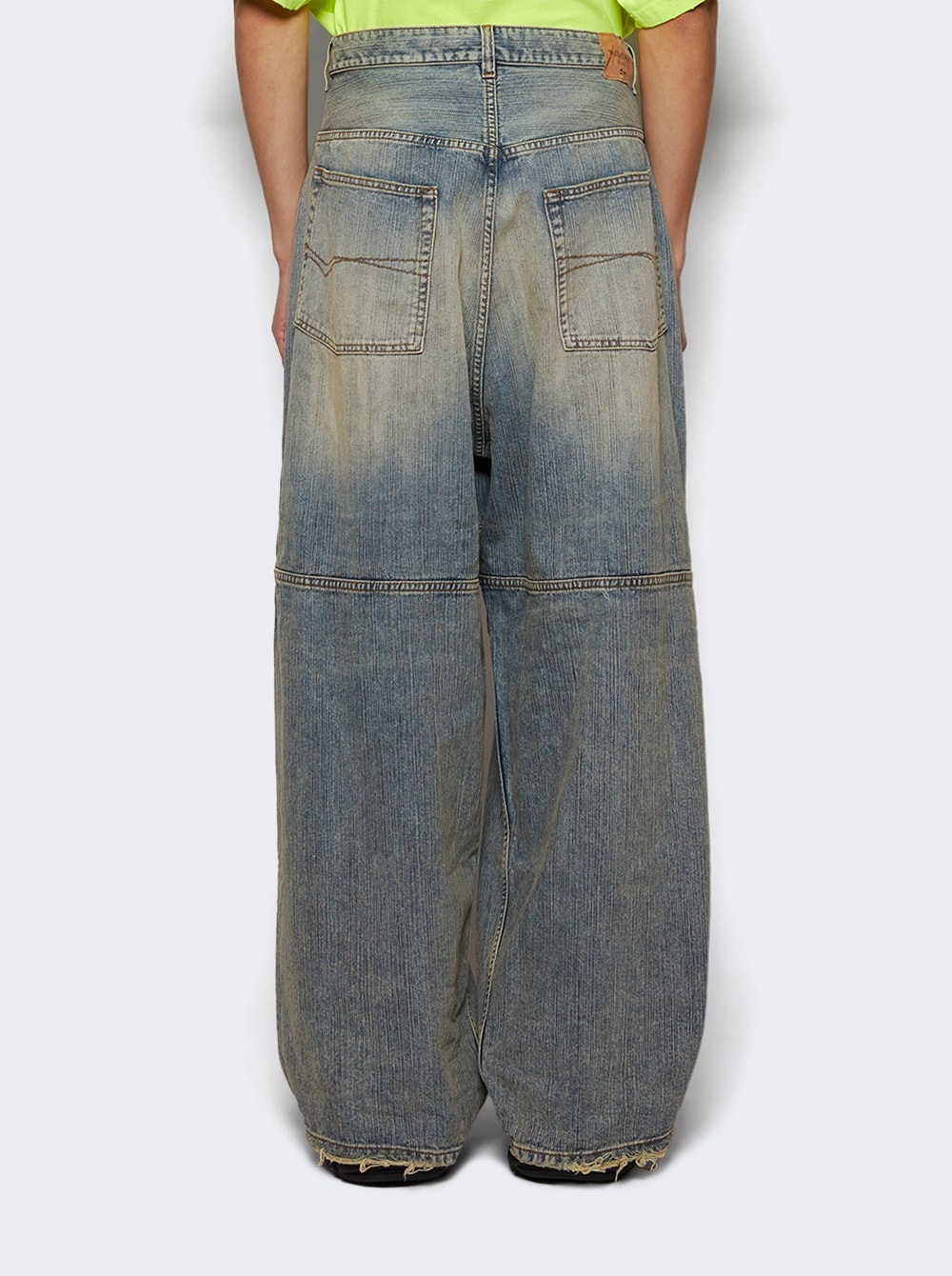 Baggy Pants Stained - 4