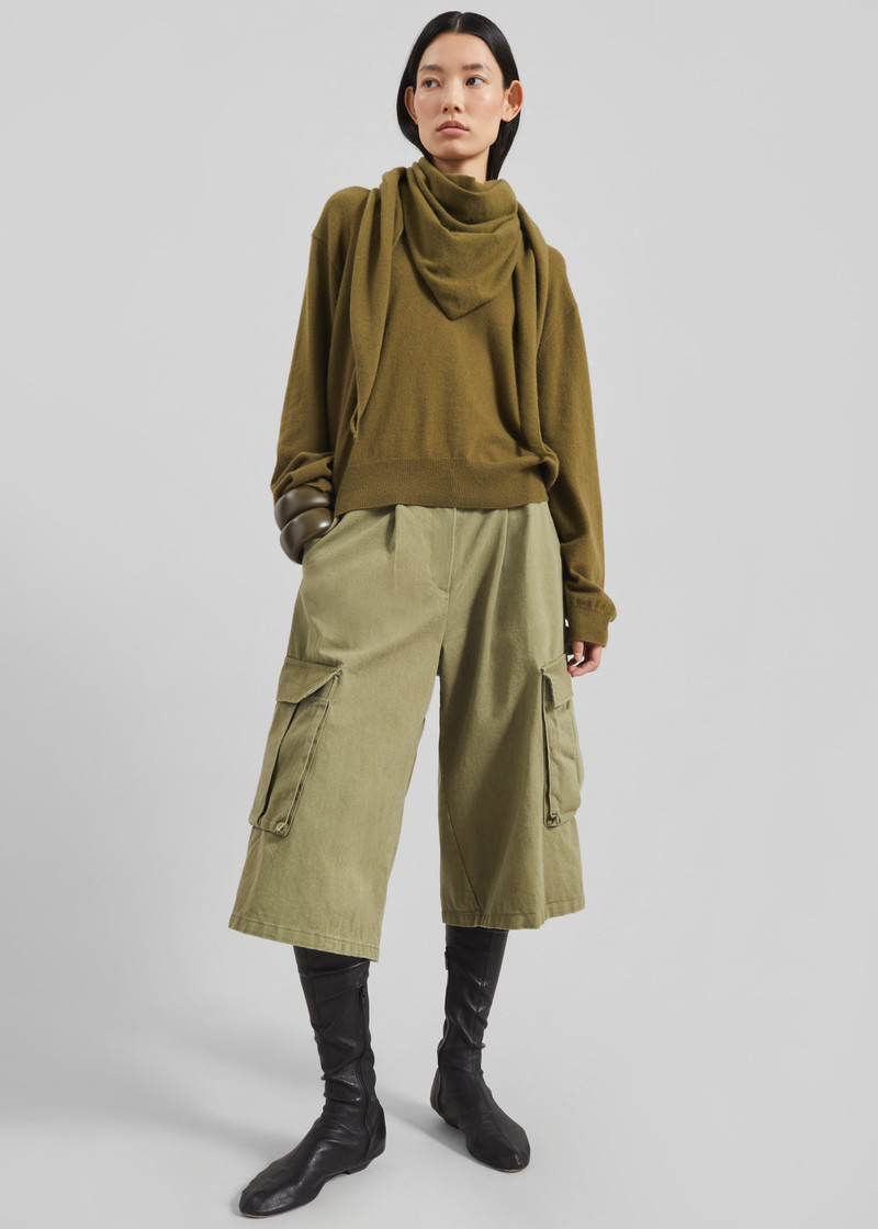 Vermont Scarf Sweater - Olive 4