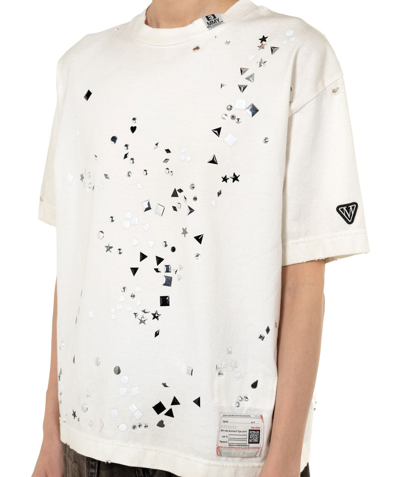 Embellished Distressed T-Shirt 8