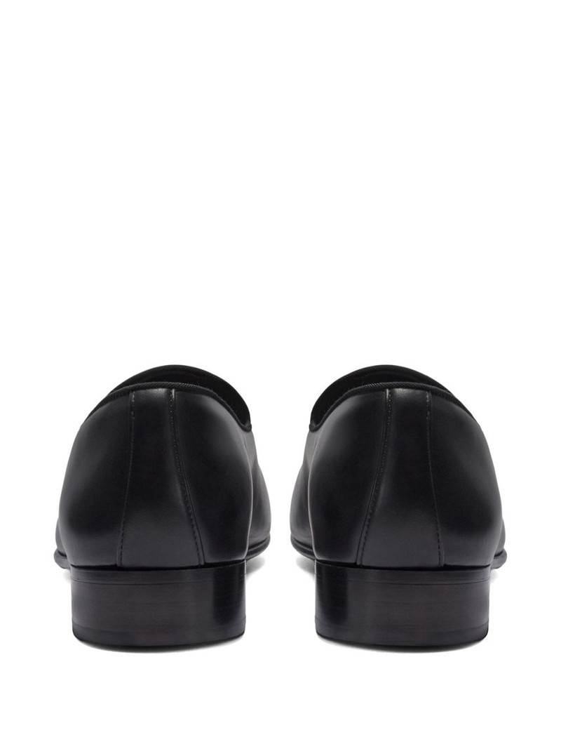 signature detail valtor loafers 3