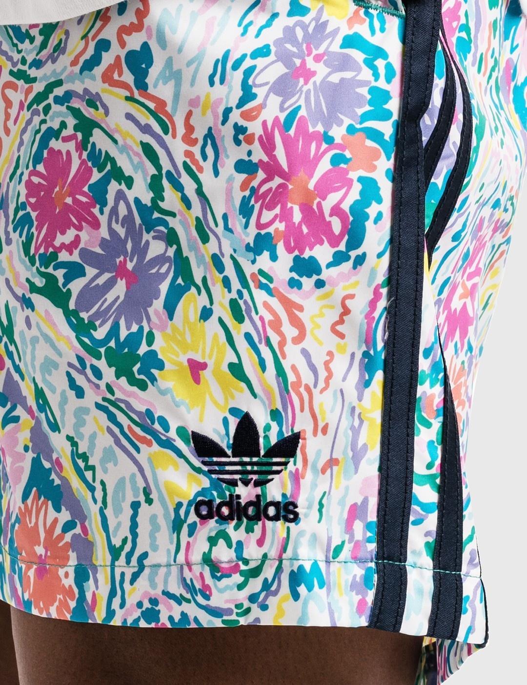 NOAH X ADIDAS FLORAL SHORTS - 6