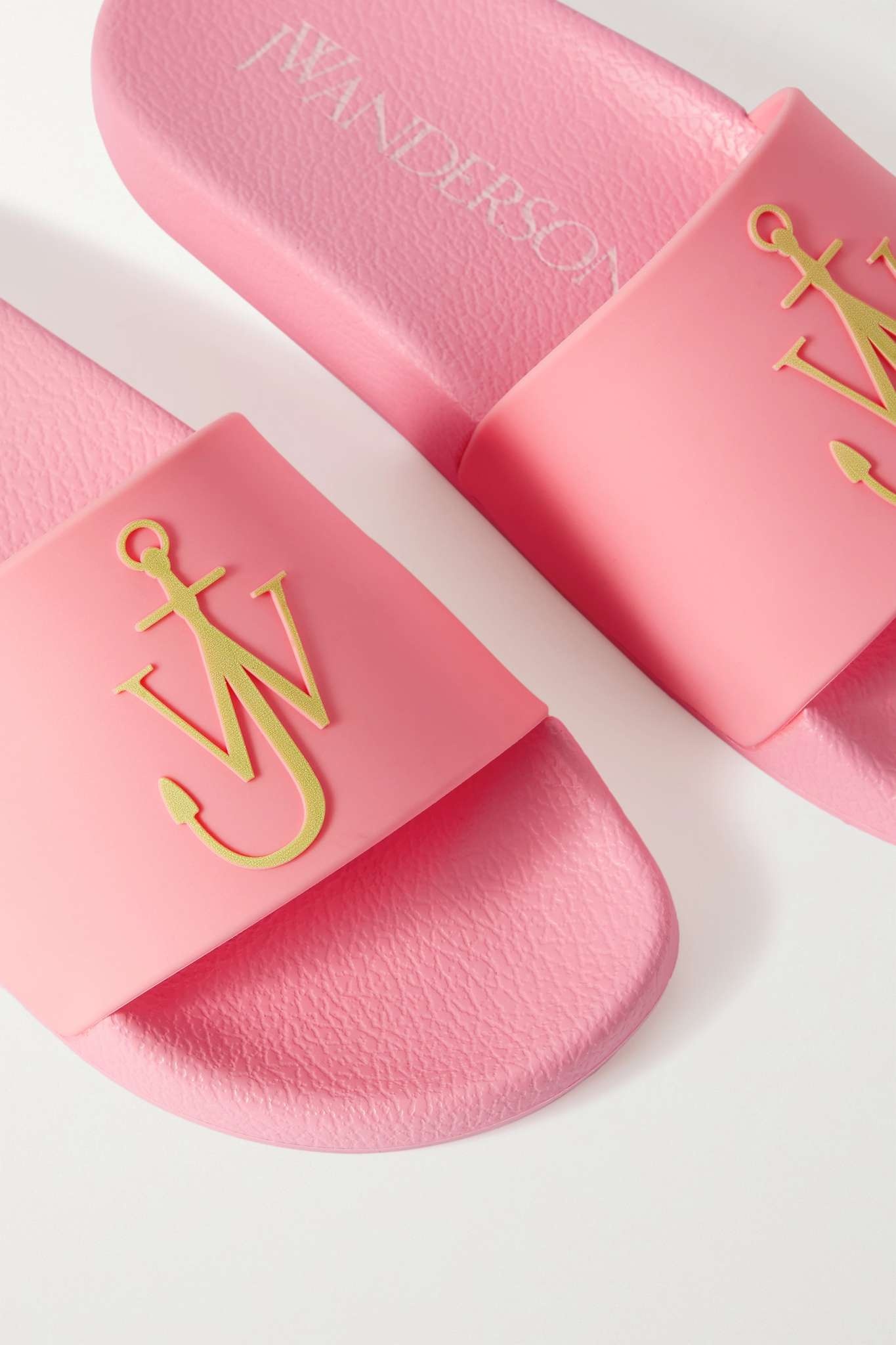 Logo-embossed rubber slides - 4