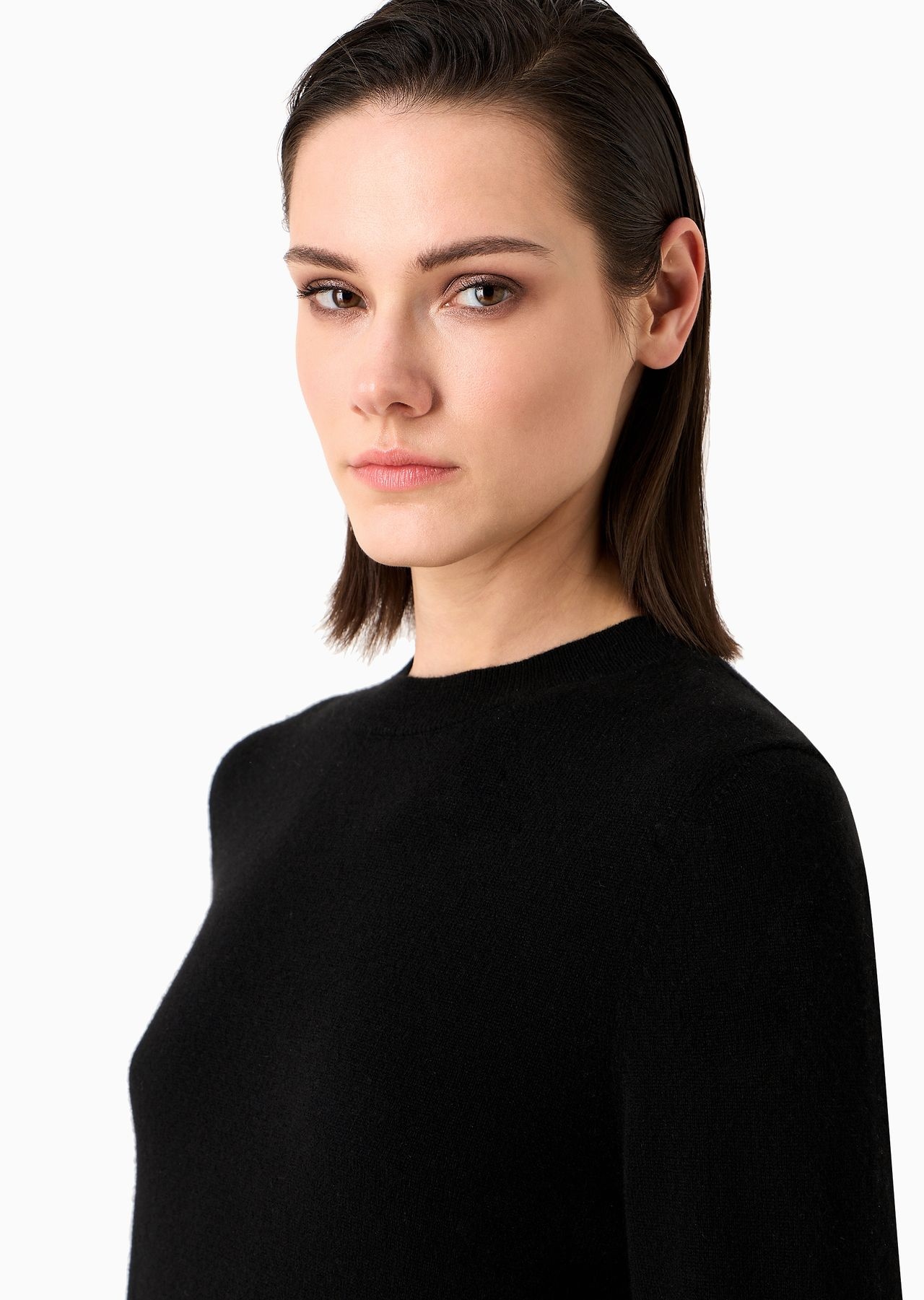A cashmere sweater with ribbed profiles - 6