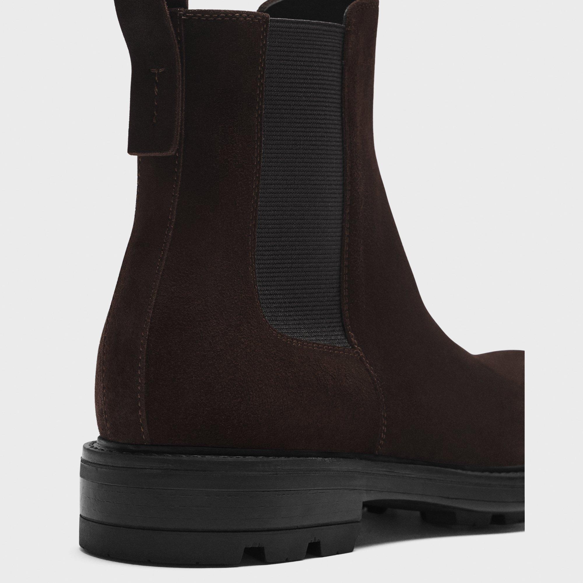 Chelsea Boots in Suede - 6