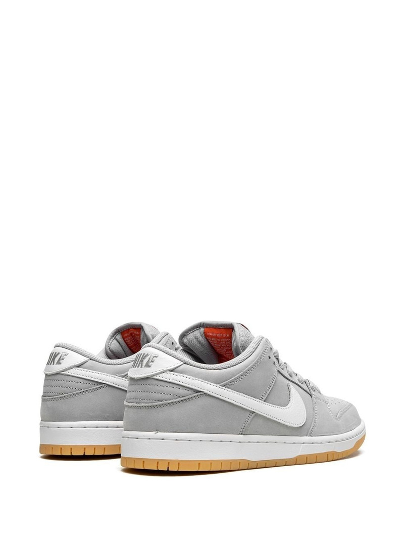 Nike SB Dunk Low Pro ISO "Grey/Gum" sneakers outlook