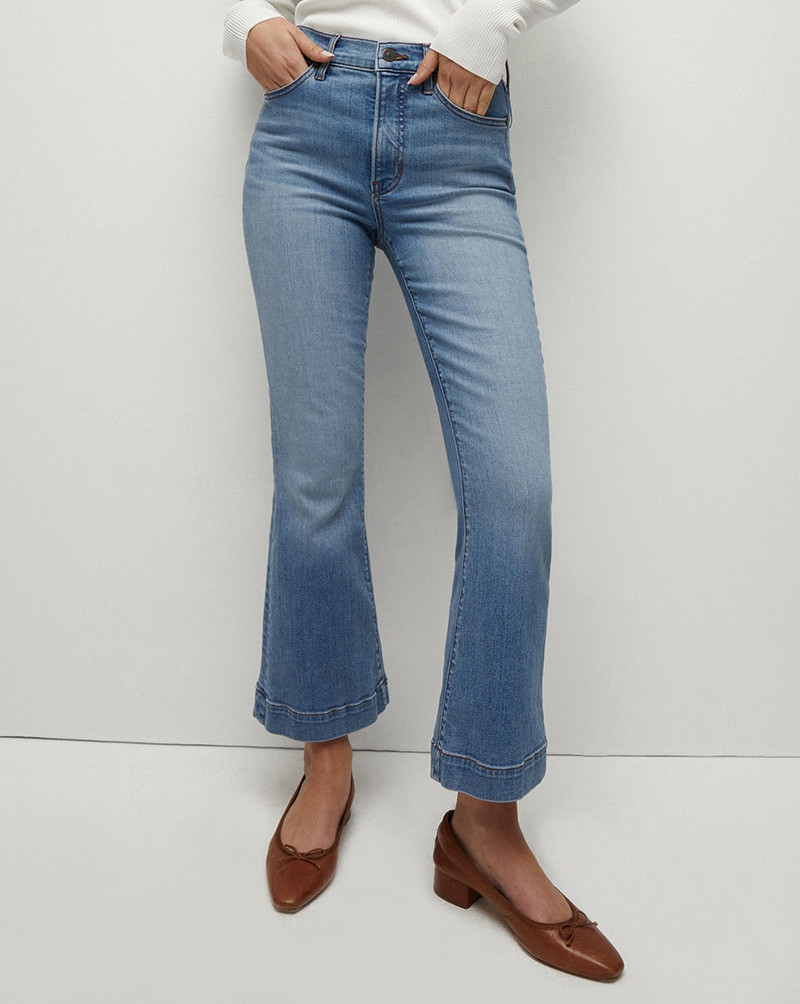 VERONICA BEARD CARSON KICK-FLARE JEAN outlook