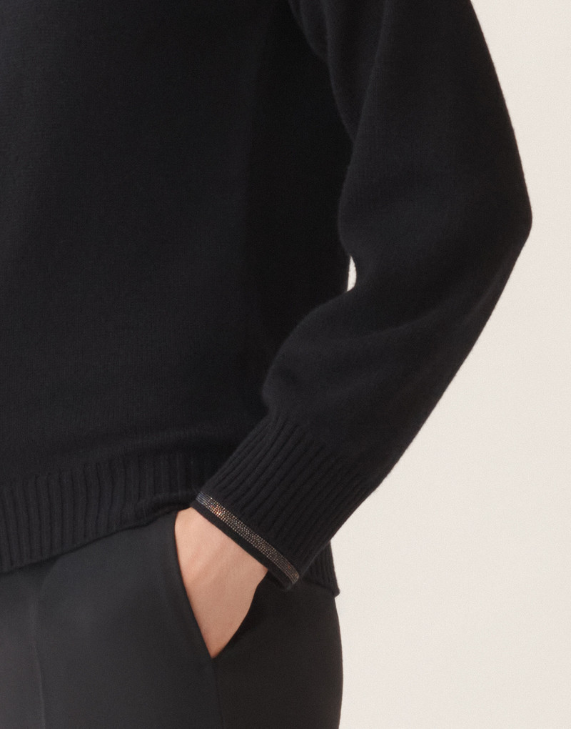 Sweater in Platinum 5