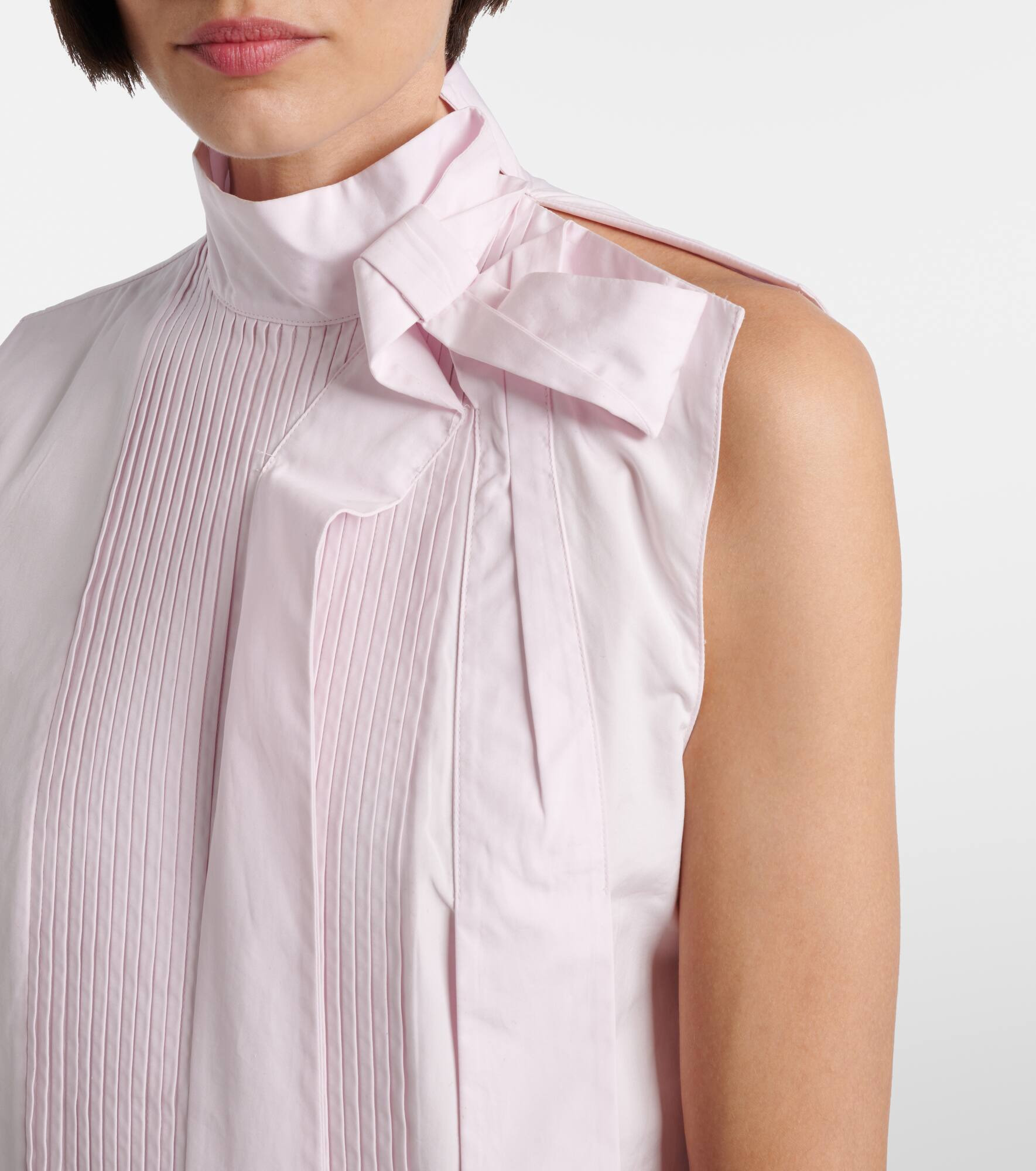 Bow-detail pleated cotton poplin top - 4