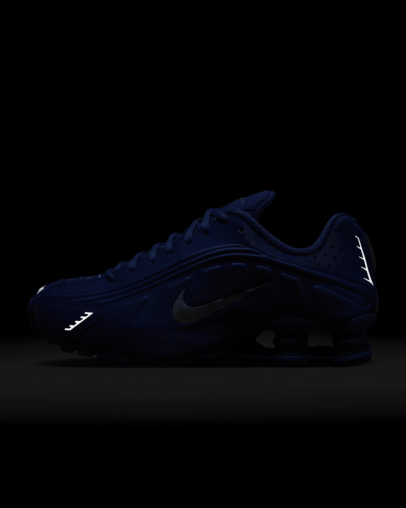 Nike Shox R4 Women's Shoes - 11
