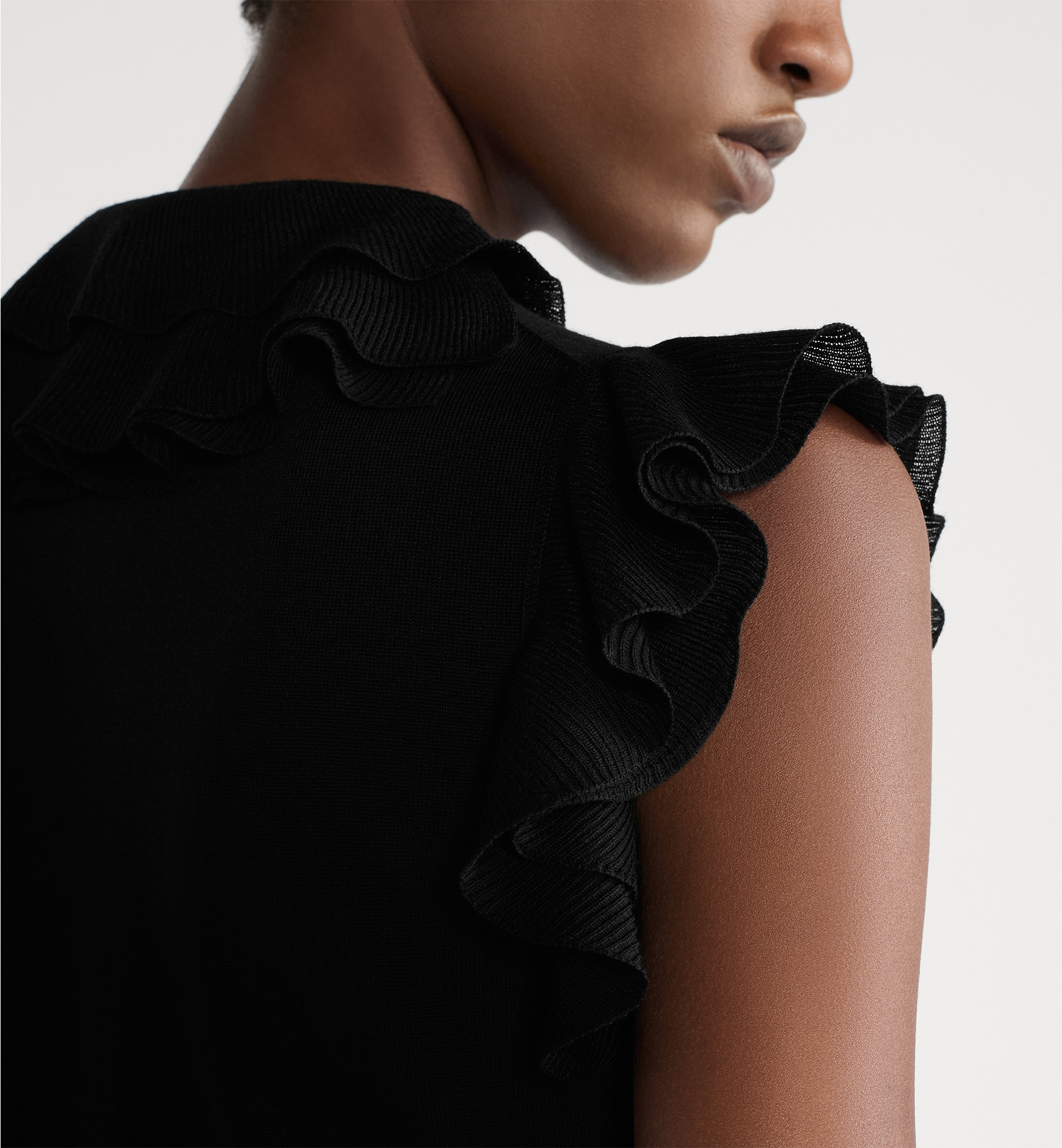 Sleeveless Top with Removable Ruched Collar - 4