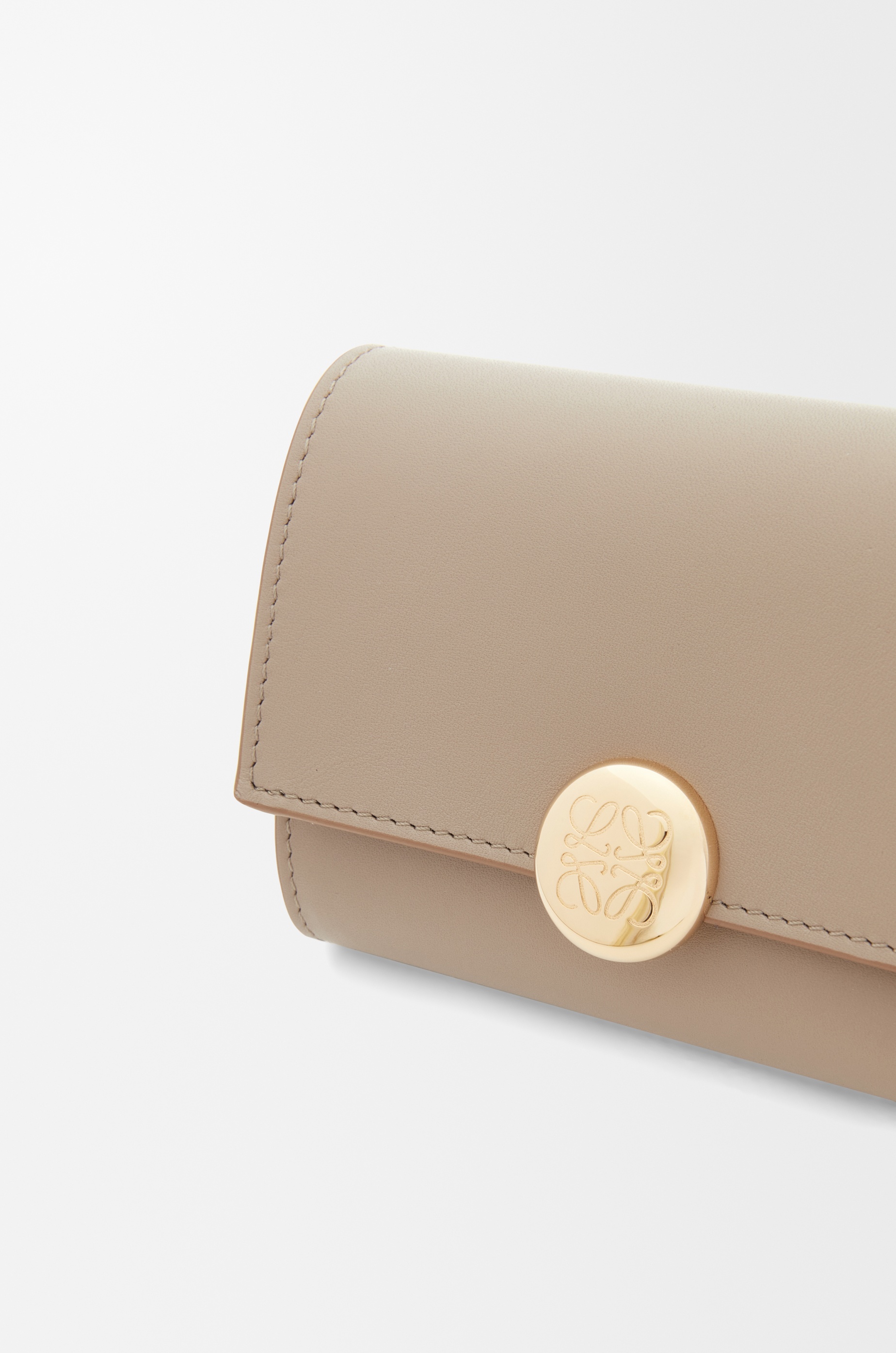 Pebble small vertical wallet in shiny nappa calfskin - 5
