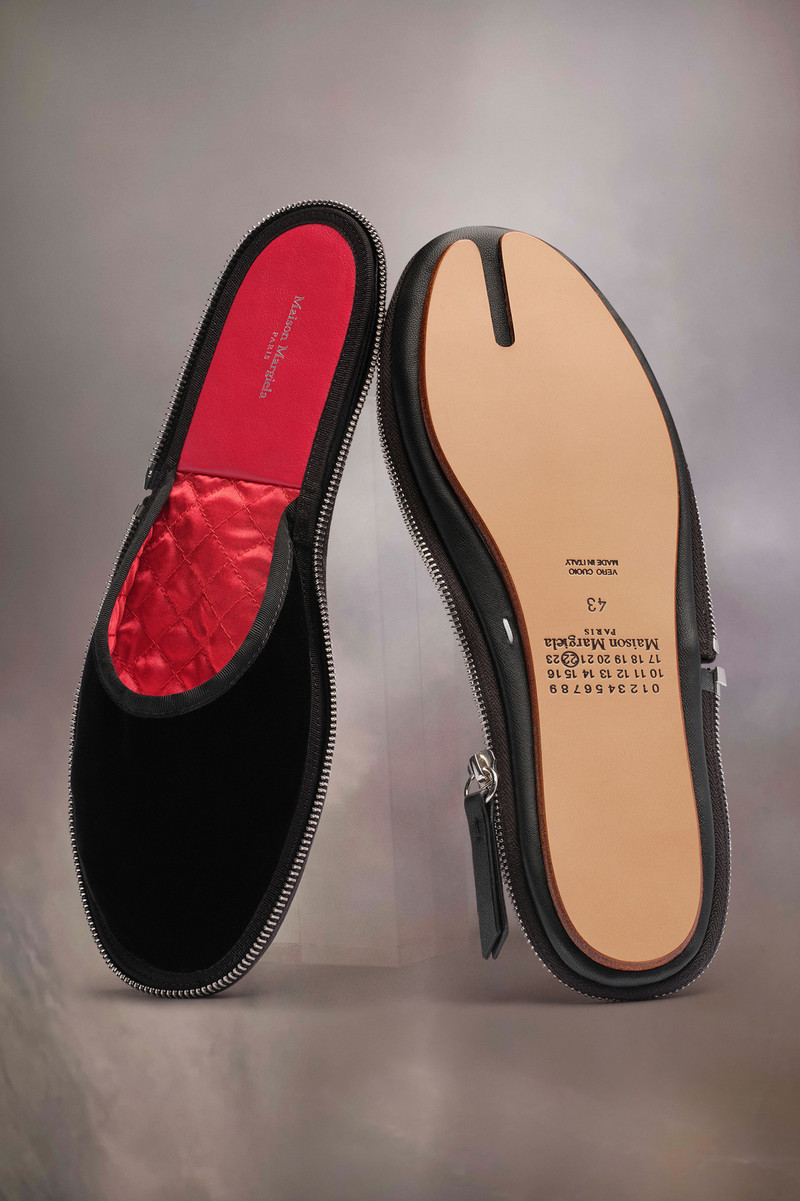 Maison Margiela Travel slippers outlook