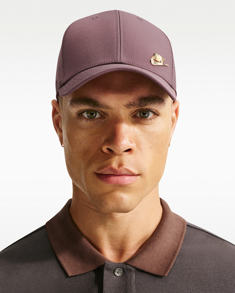 Nike Dri-FIT Club Structured Metal Logo Cap 1