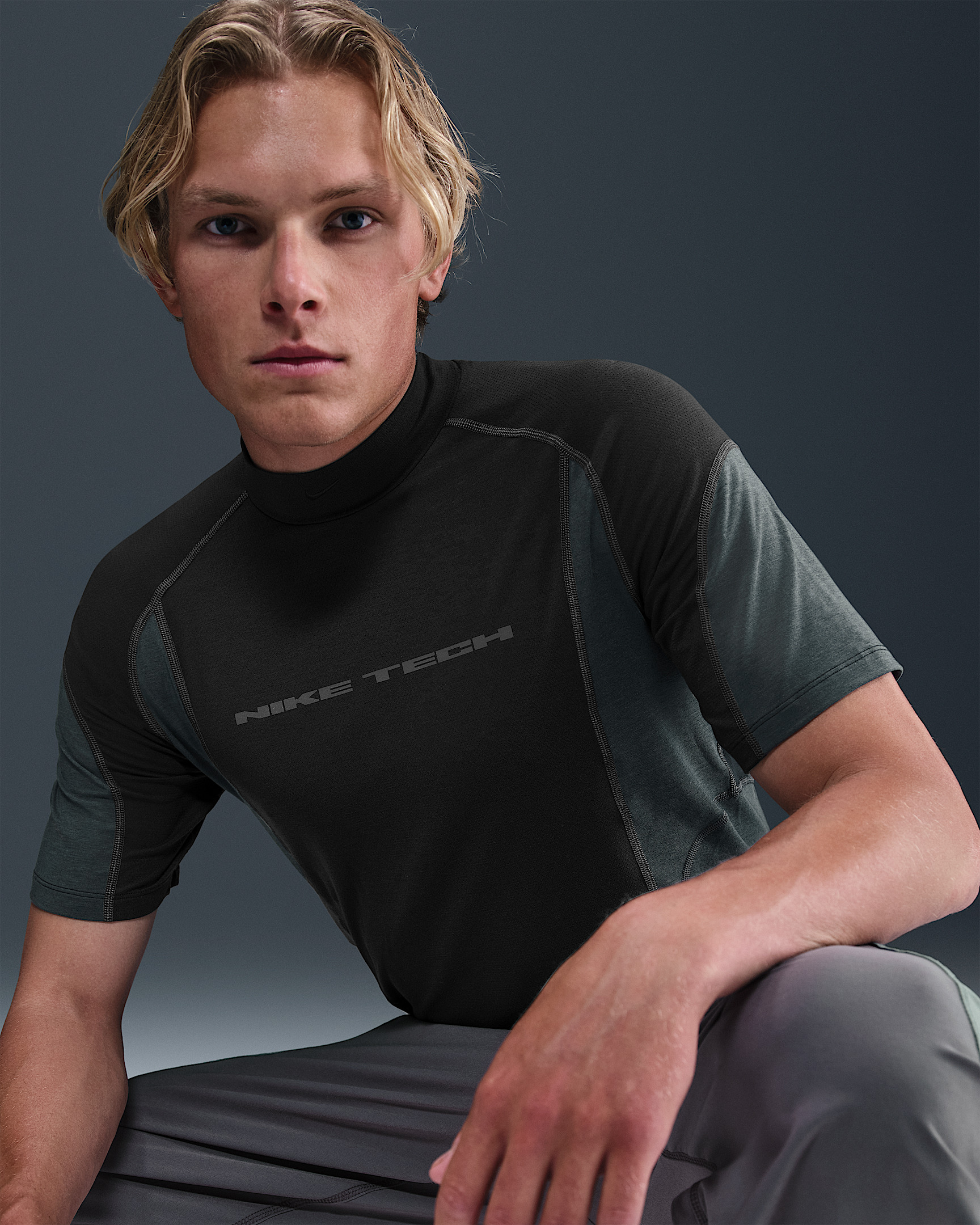Nike Tech Men's Dri-FIT Short-Sleeve Base Layer - 3