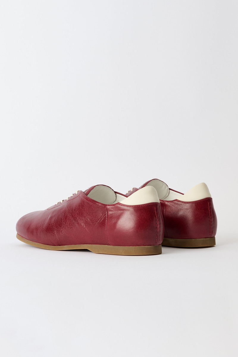 Sneak In Lovers Red Satin Bovine 6
