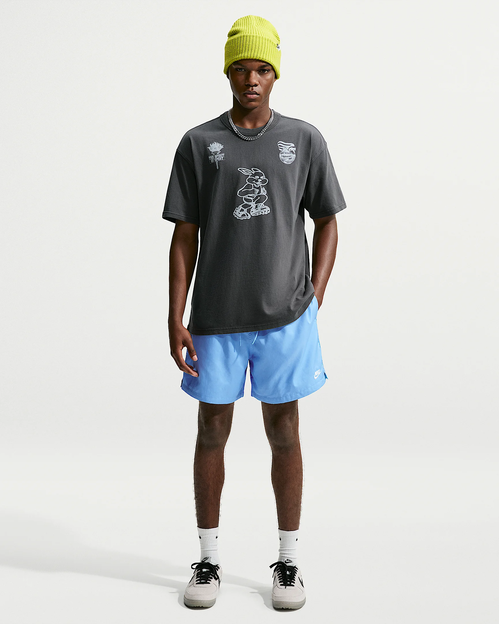 Nike Club Men's Woven Flow Shorts - 1
