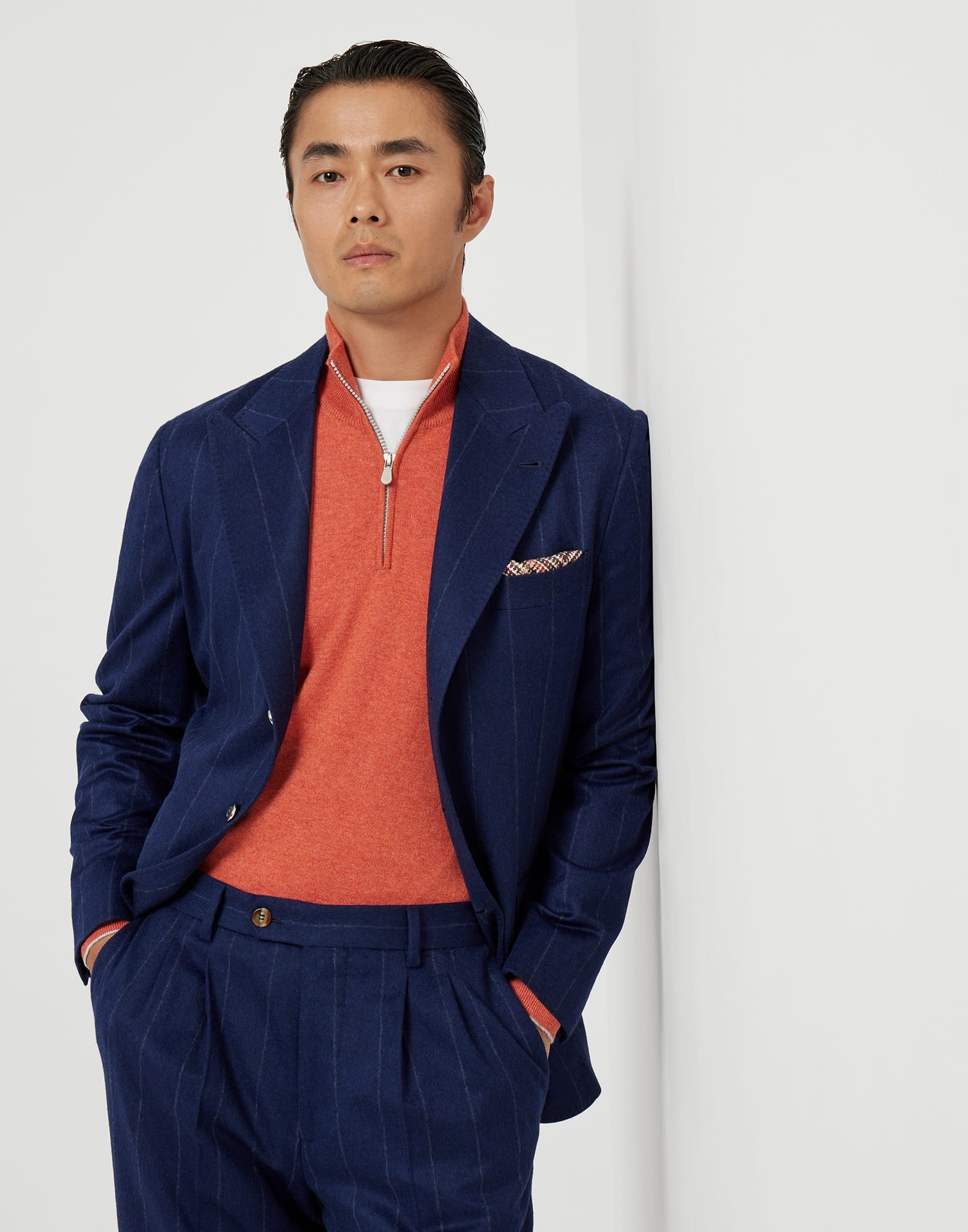 Wool and cashmere wide chalk stripe flannel deconstructed blazer with large peak lapels and metal bu - 4