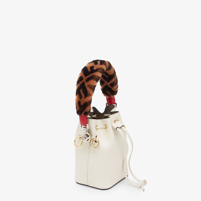 FENDI Sheepskin shoulder strap outlook