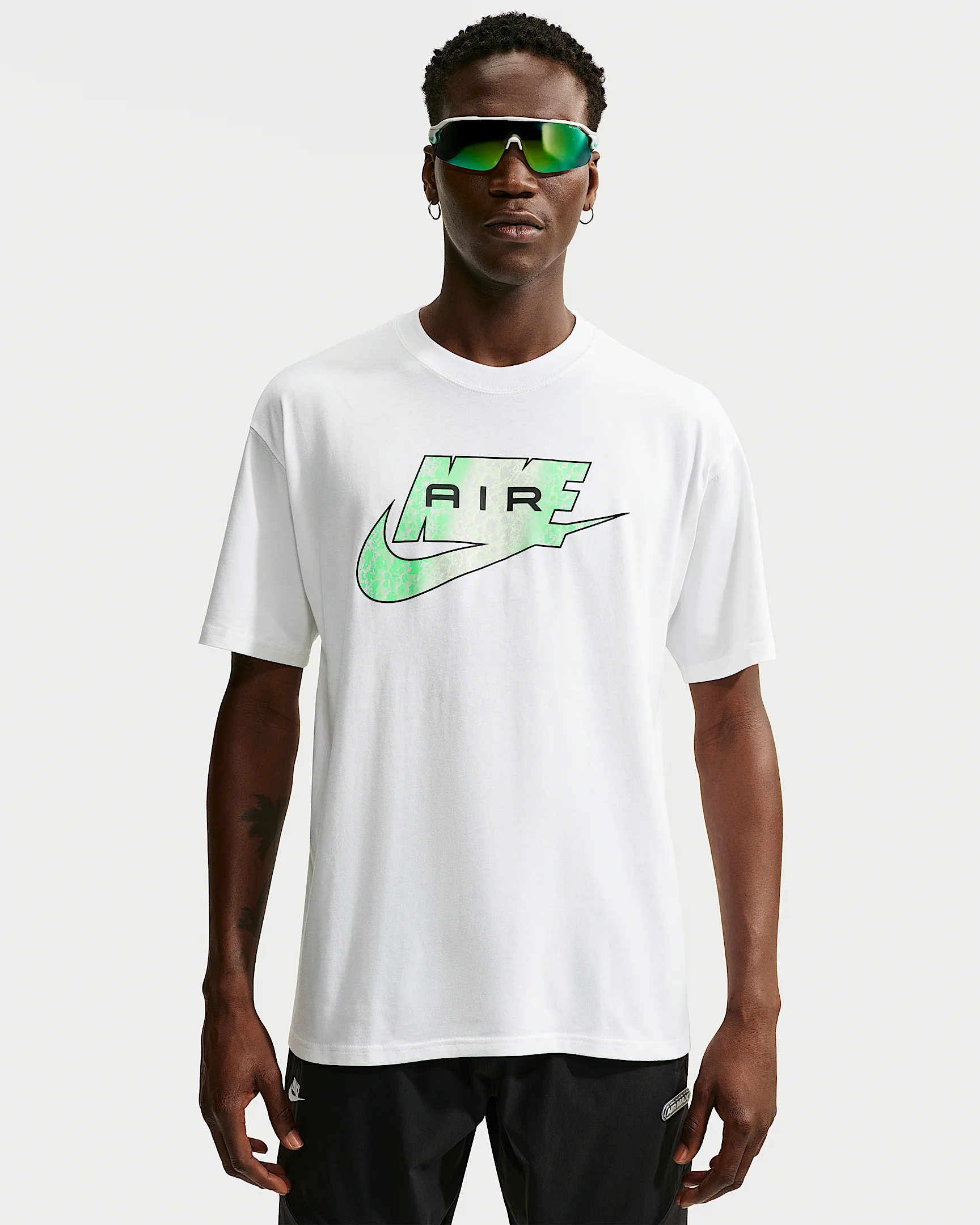Nike Sportswear Men's T-Shirt - 1